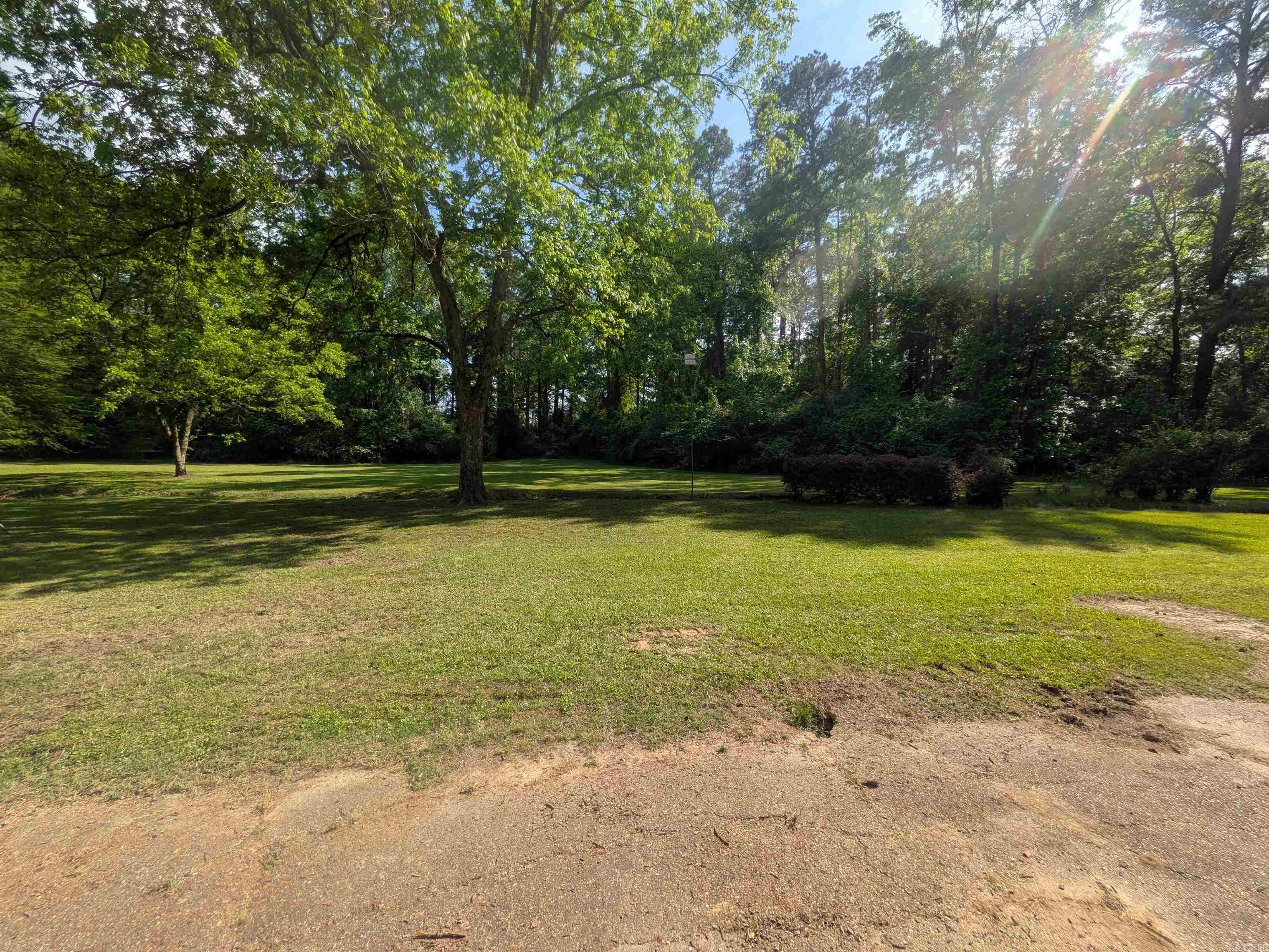 2543 Chidester Hwy  Camden, AR