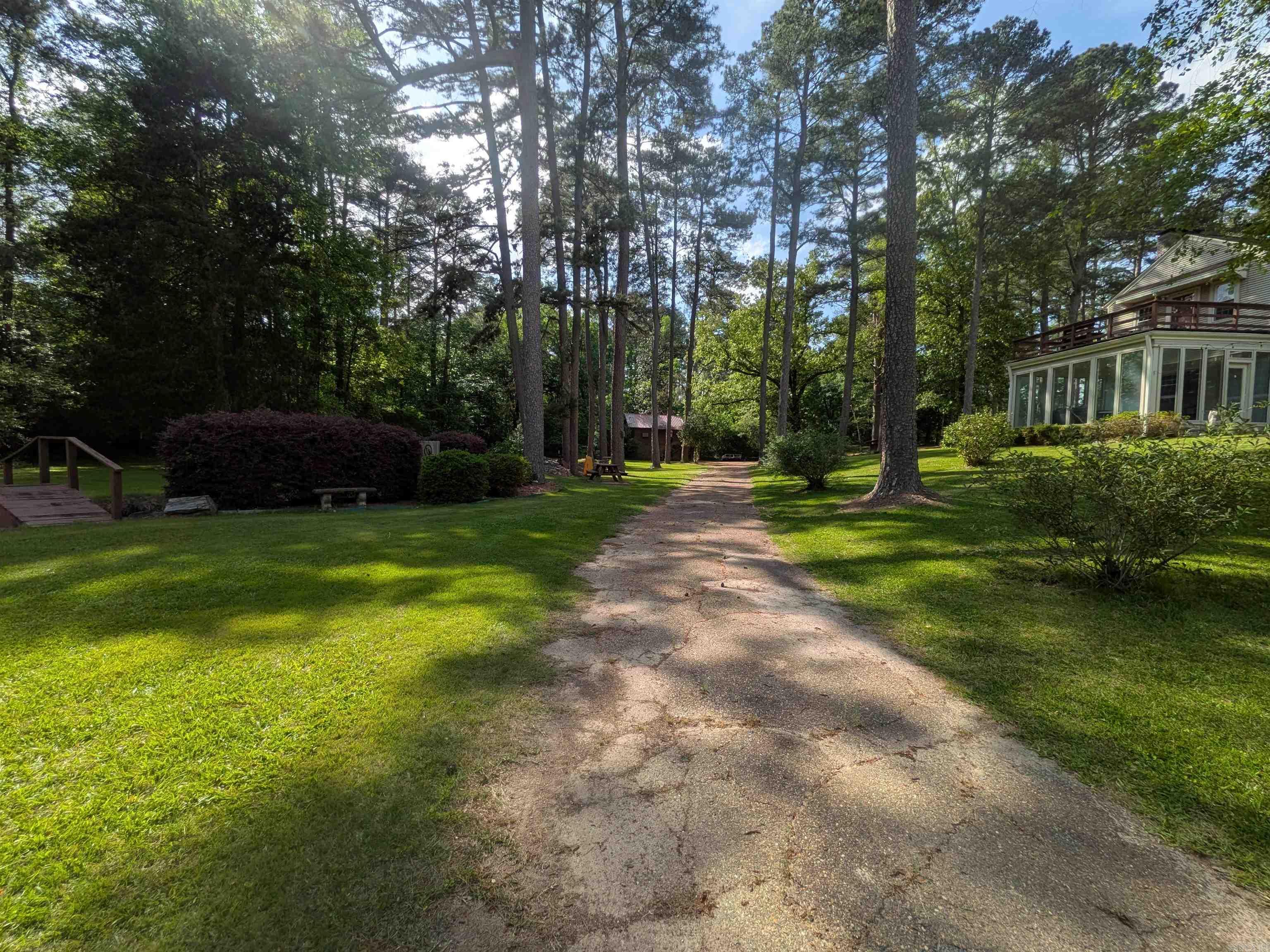 2543 Chidester Hwy  Camden, AR