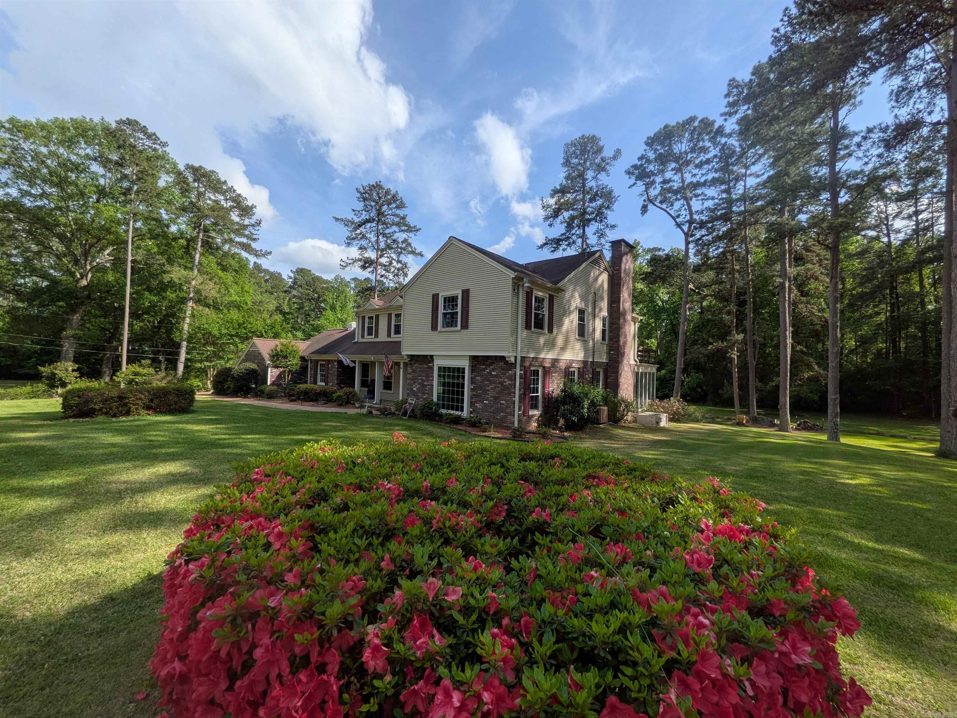 2543 Chidester Hwy  Camden, AR