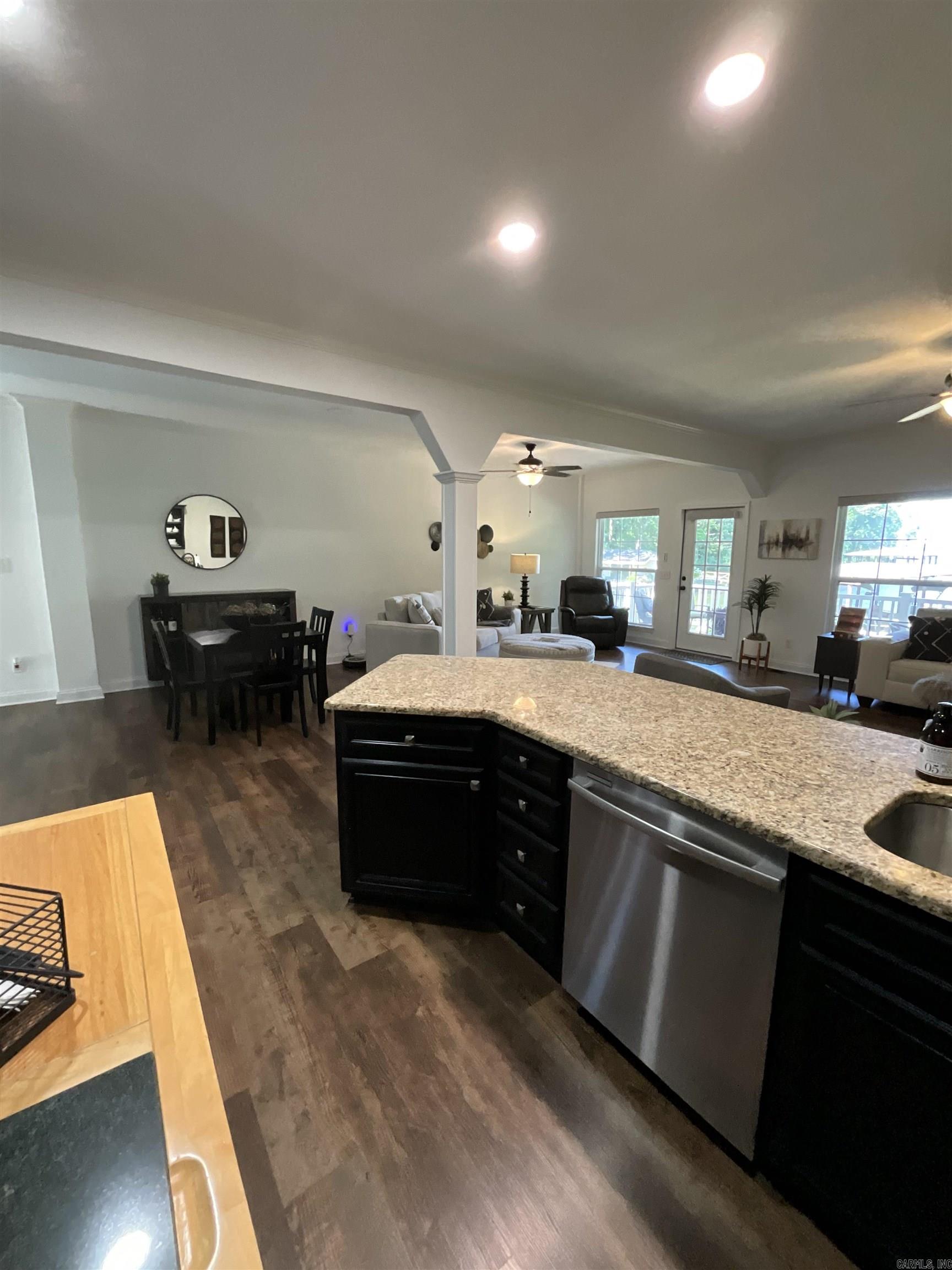 400 Bayshore  Hot Springs, AR