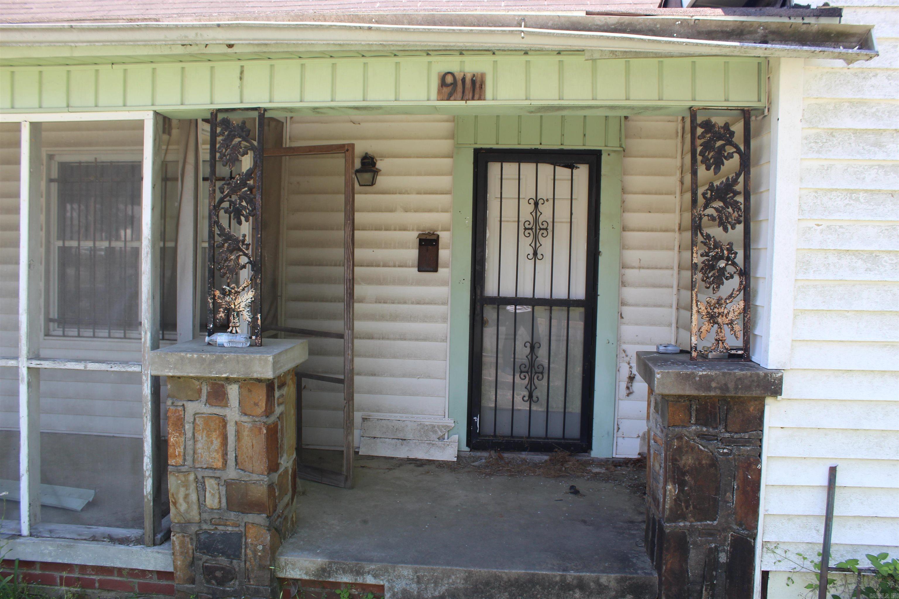 911 W Short 32nd  Little Rock, AR