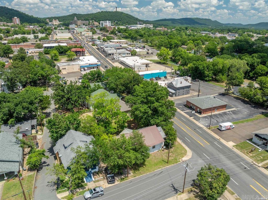 1348 Central Hot Springs, AR 71901