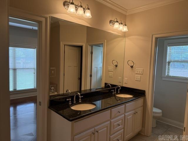 2425 EIGHTEEN  Conway, AR