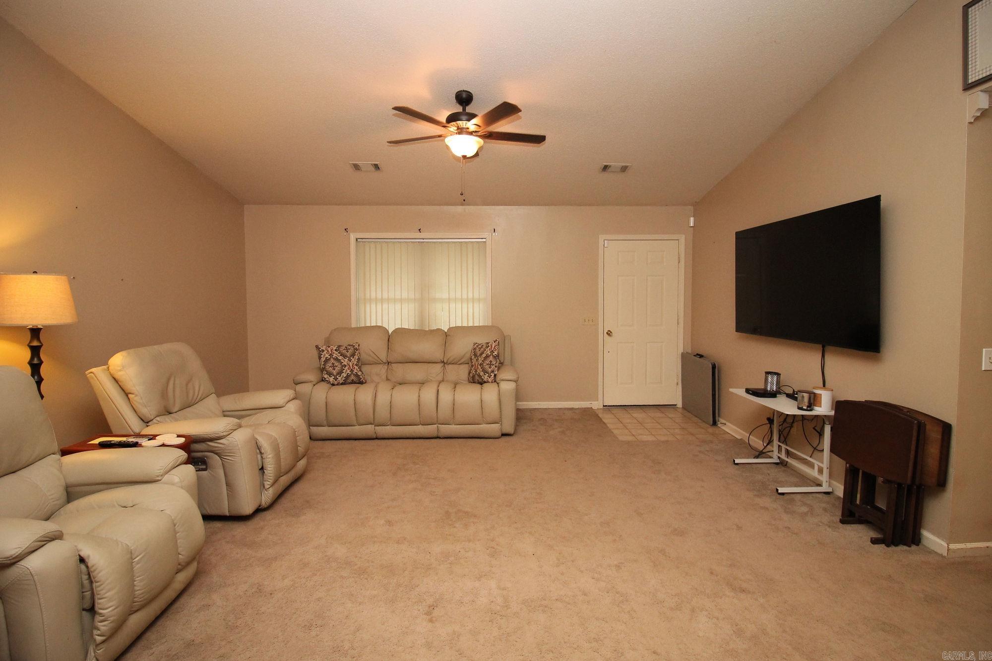 1201 Daniel Dr.  Paragould, AR