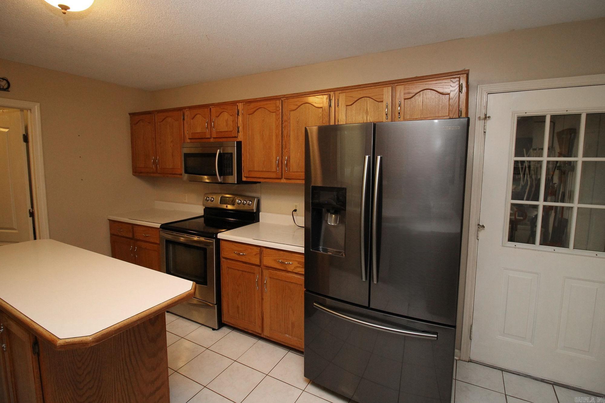 1201 Daniel Dr.  Paragould, AR