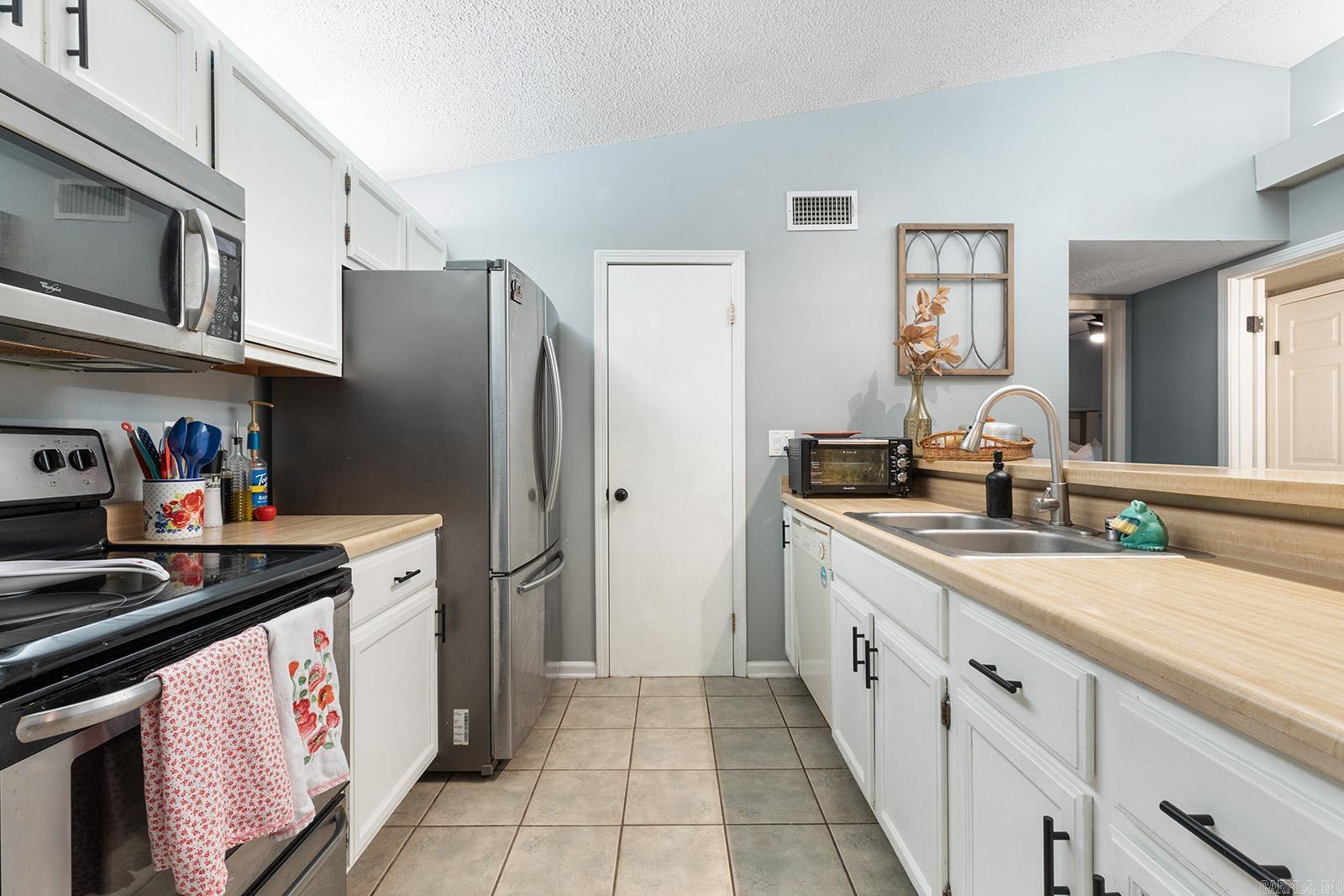 17 Point West Cove Little Rock, AR 72211