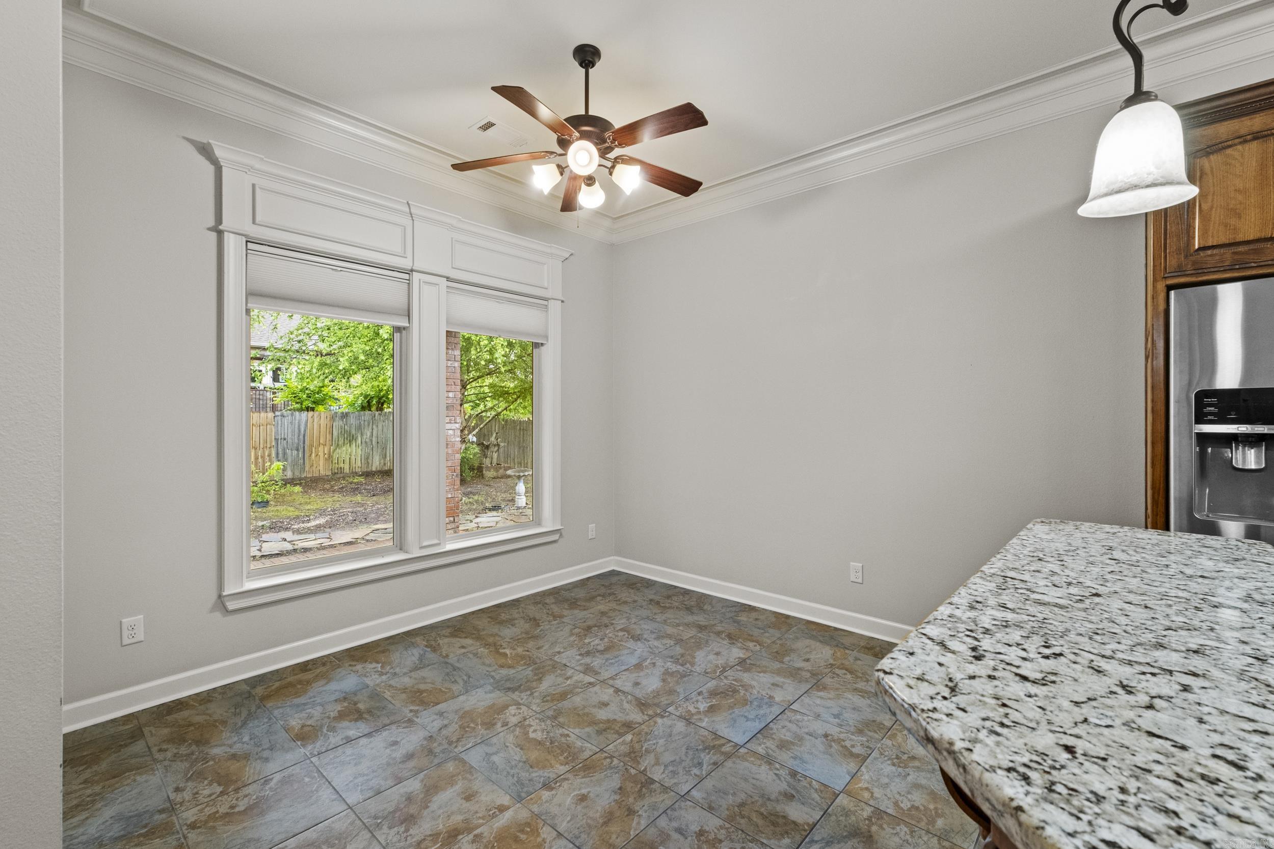 118 Lake Valley Drive  Maumelle, AR
