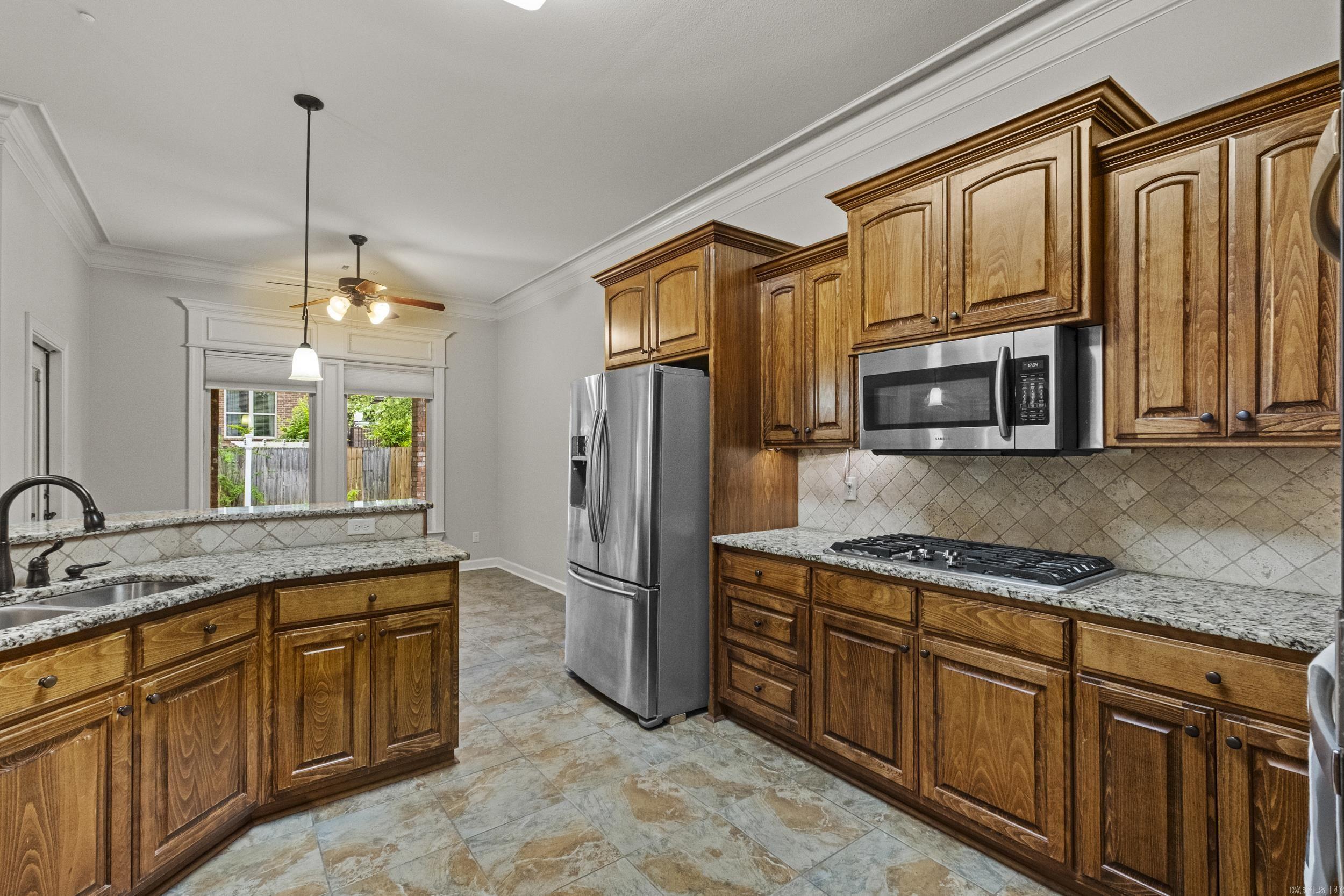 118 Lake Valley Drive  Maumelle, AR