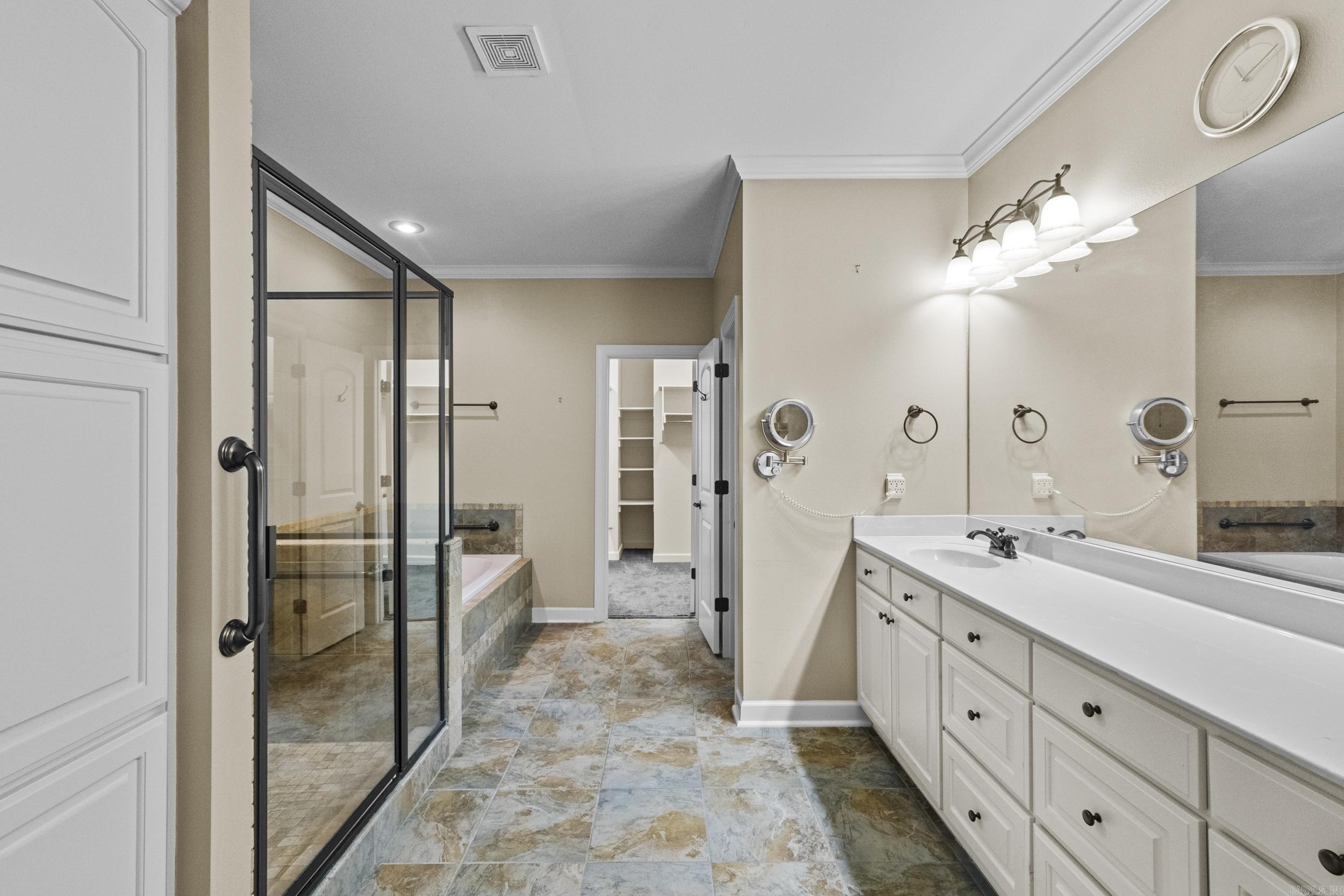 118 Lake Valley Drive  Maumelle, AR
