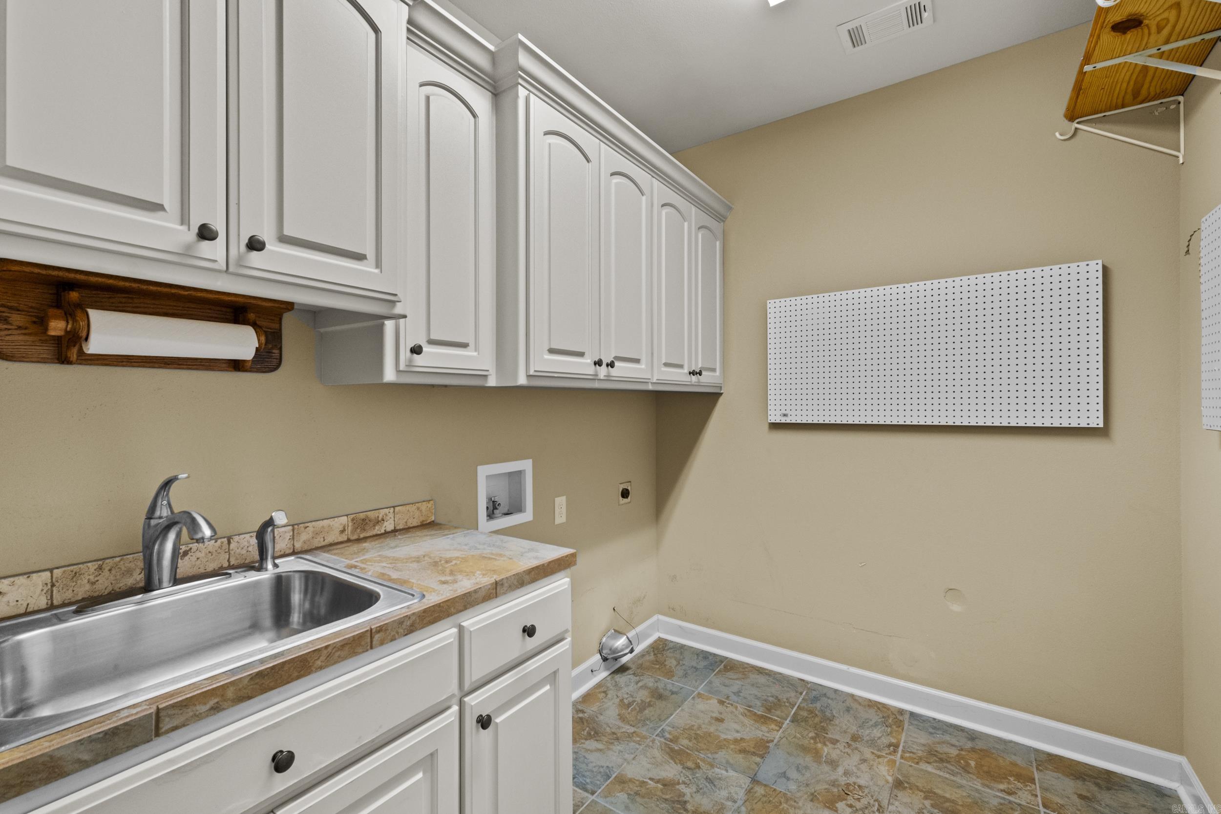 118 Lake Valley Drive  Maumelle, AR
