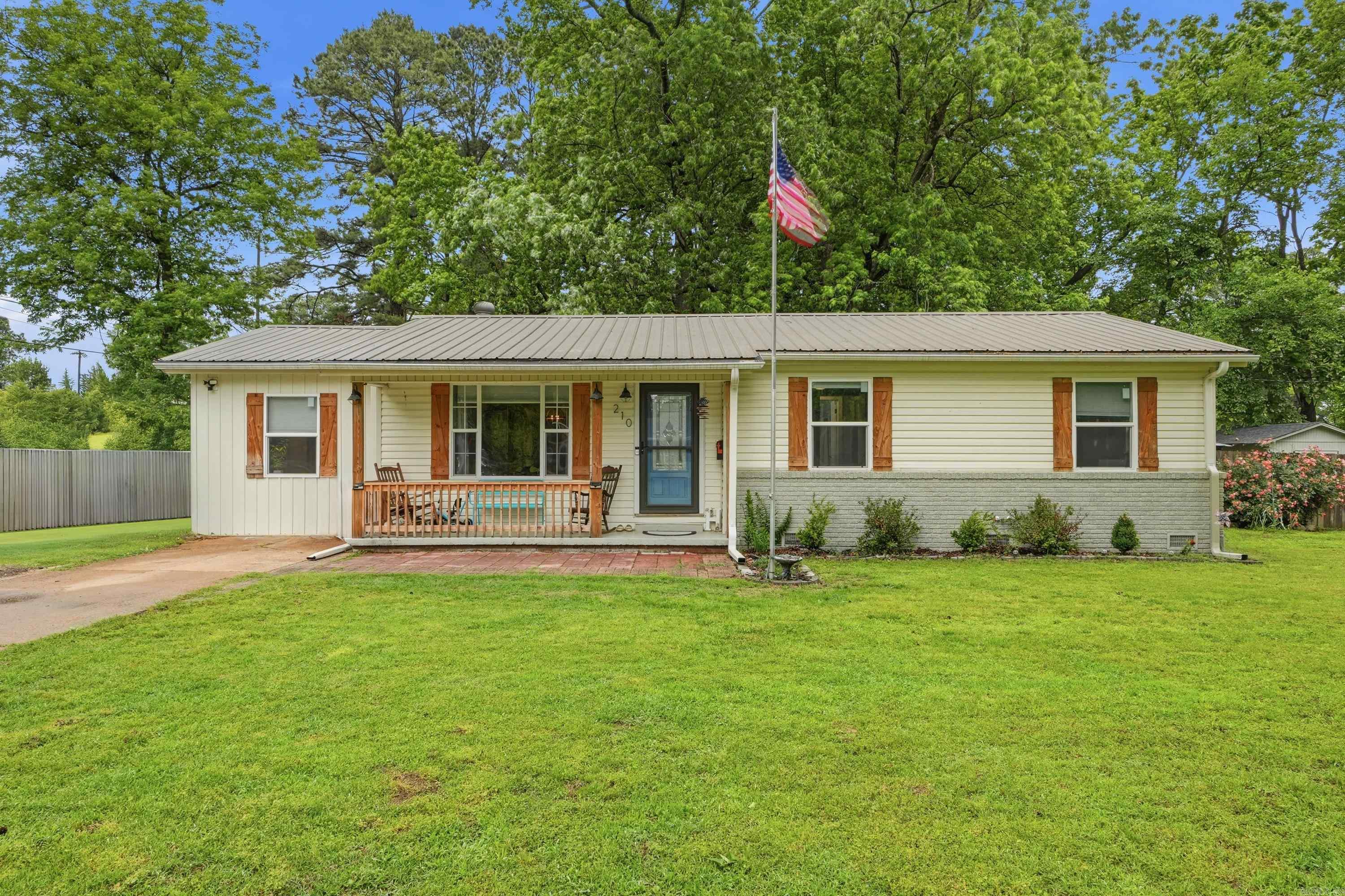 210 Williams Avenue Searcy, AR 72143