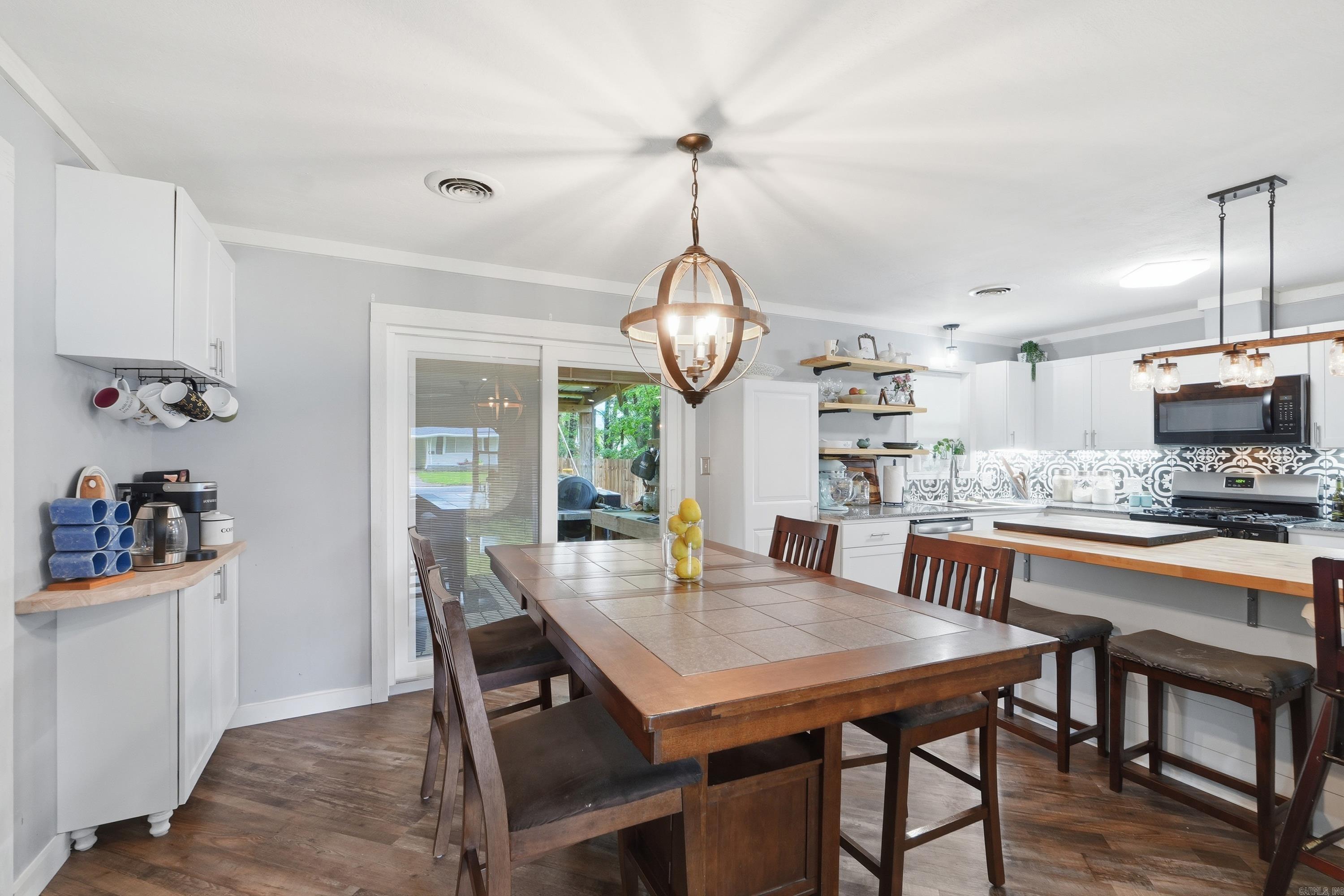 210 Williams Avenue Searcy, AR 72143