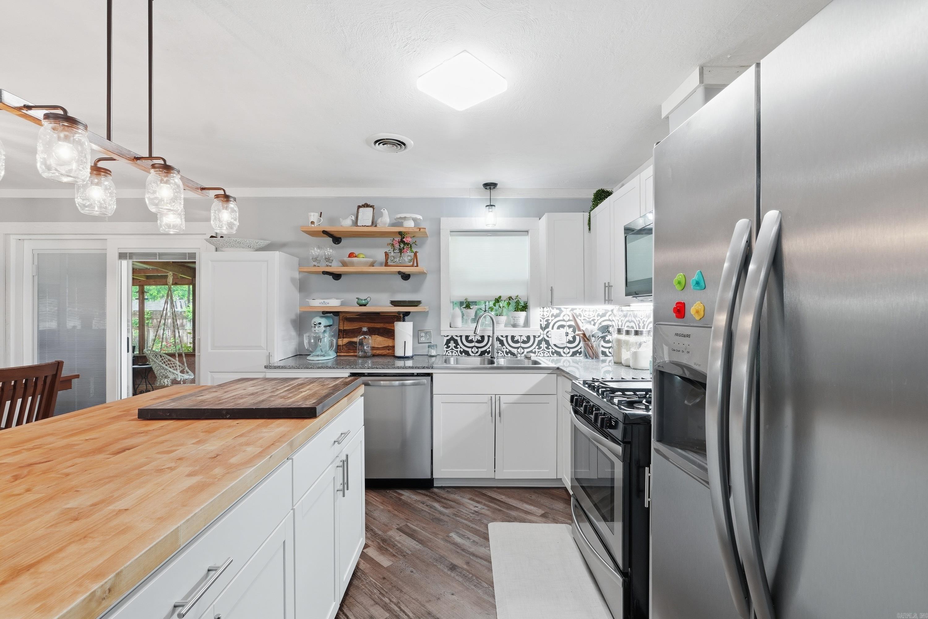 210 Williams Avenue Searcy, AR 72143
