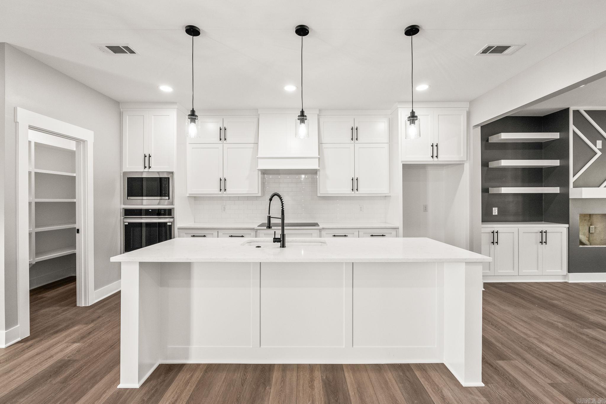 6841 Rudolph Road  Alexander, AR