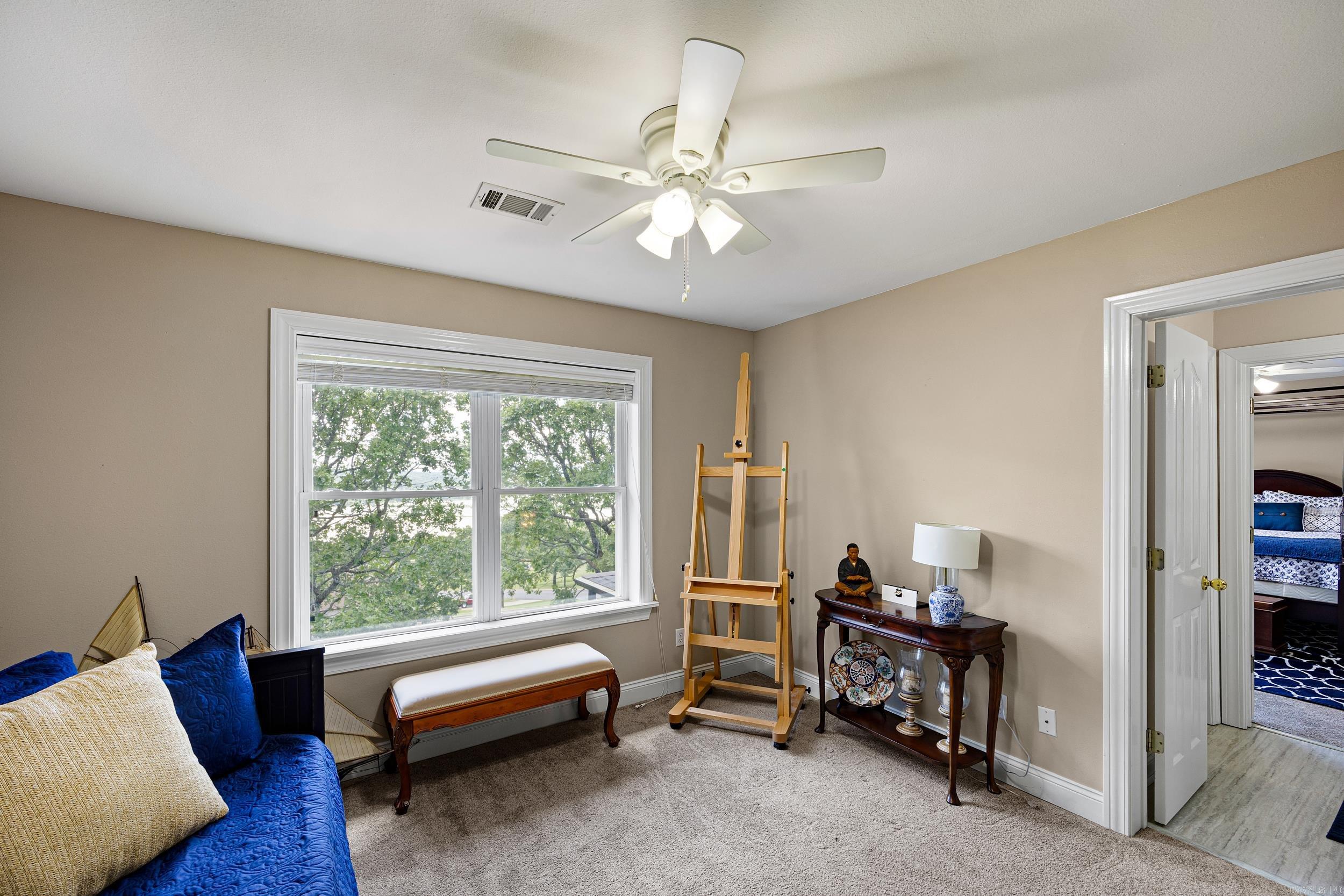 8 E Ridgeline Dr  Russellville, AR