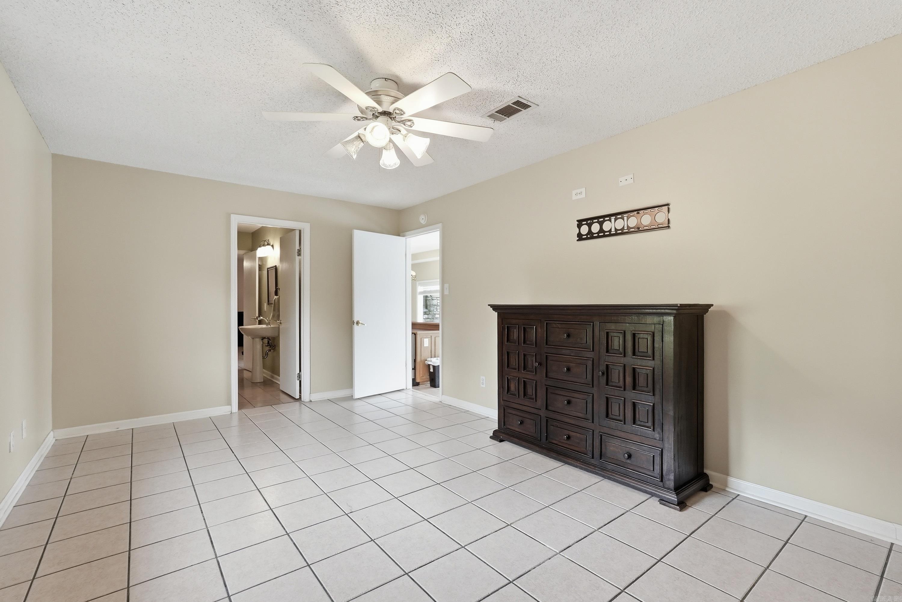1100 Carruthers Drive  Morrilton, AR