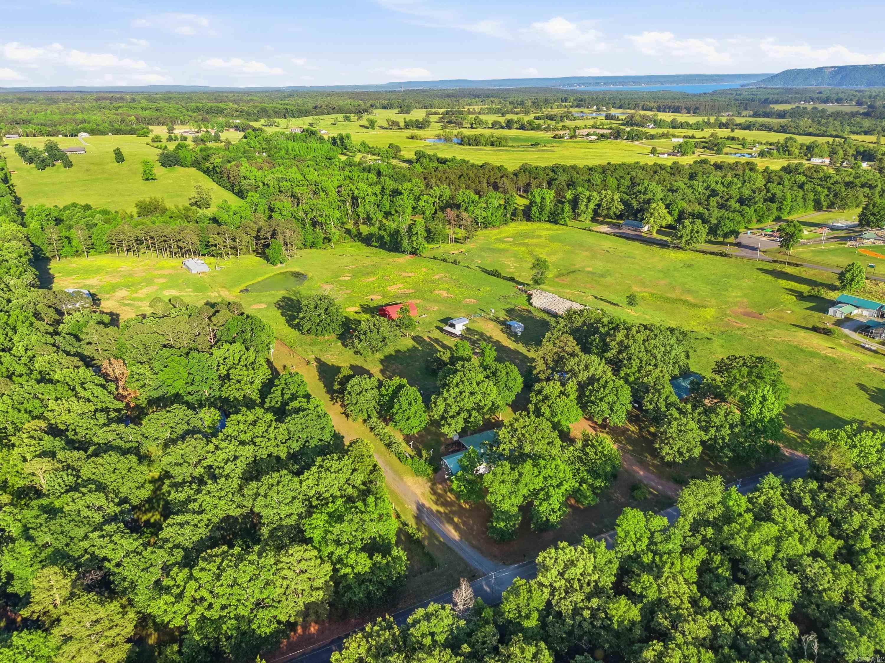 114 Obrien Drive Greers Ferry, AR 72067