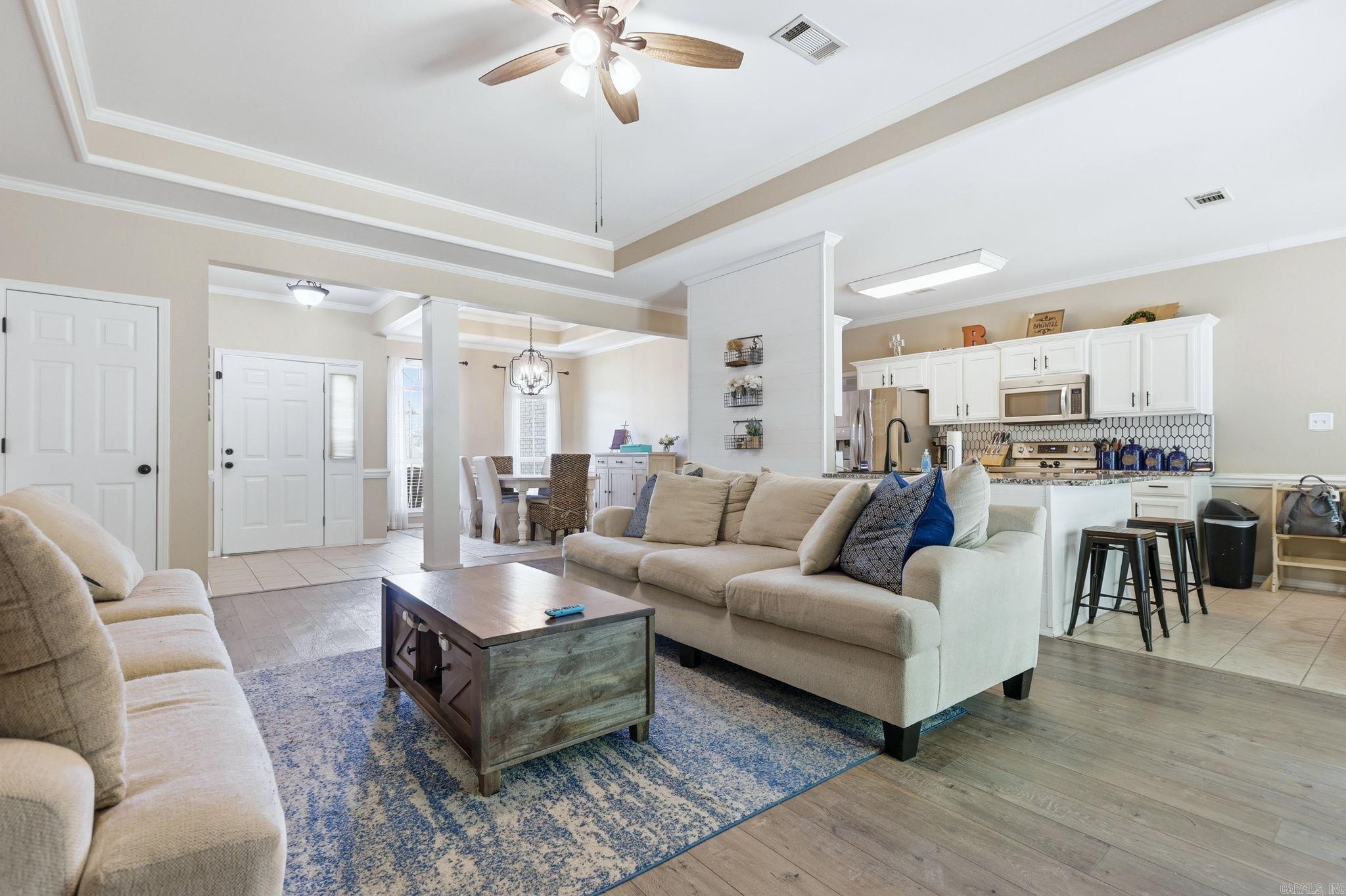 1708 Pleasant Pointe Cir  Bryant, AR