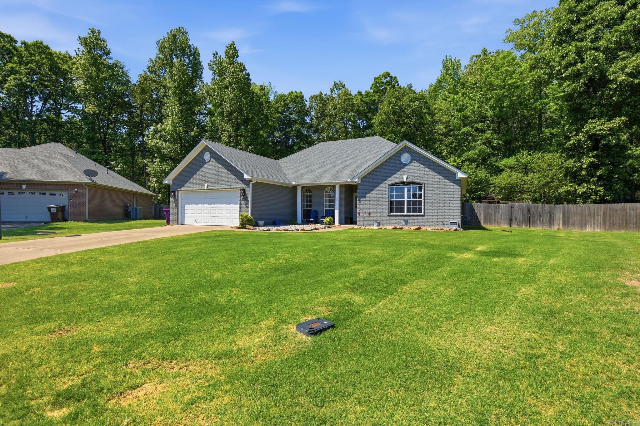 1708 Pleasant Pointe Cir  Bryant, AR