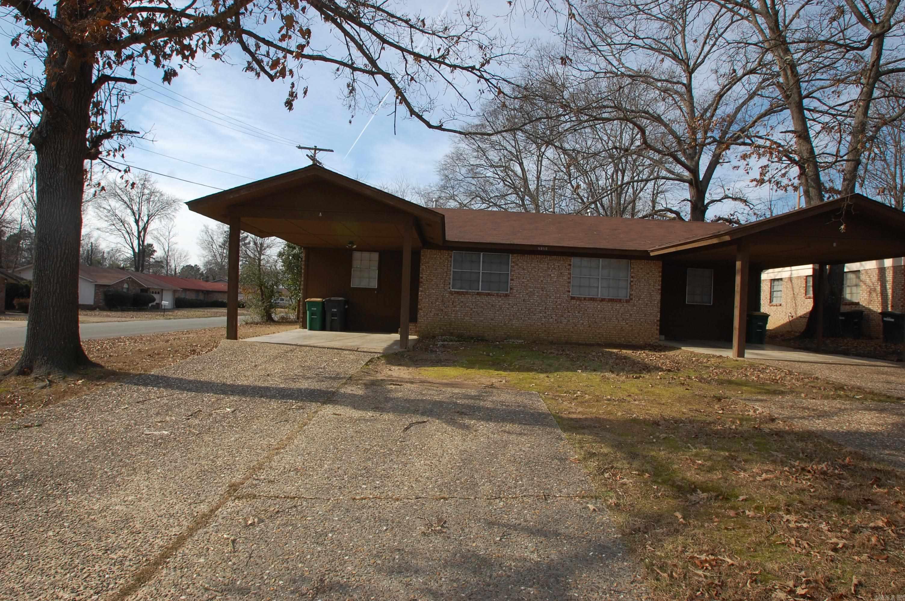 8205 E Woodview  Sherwood, AR