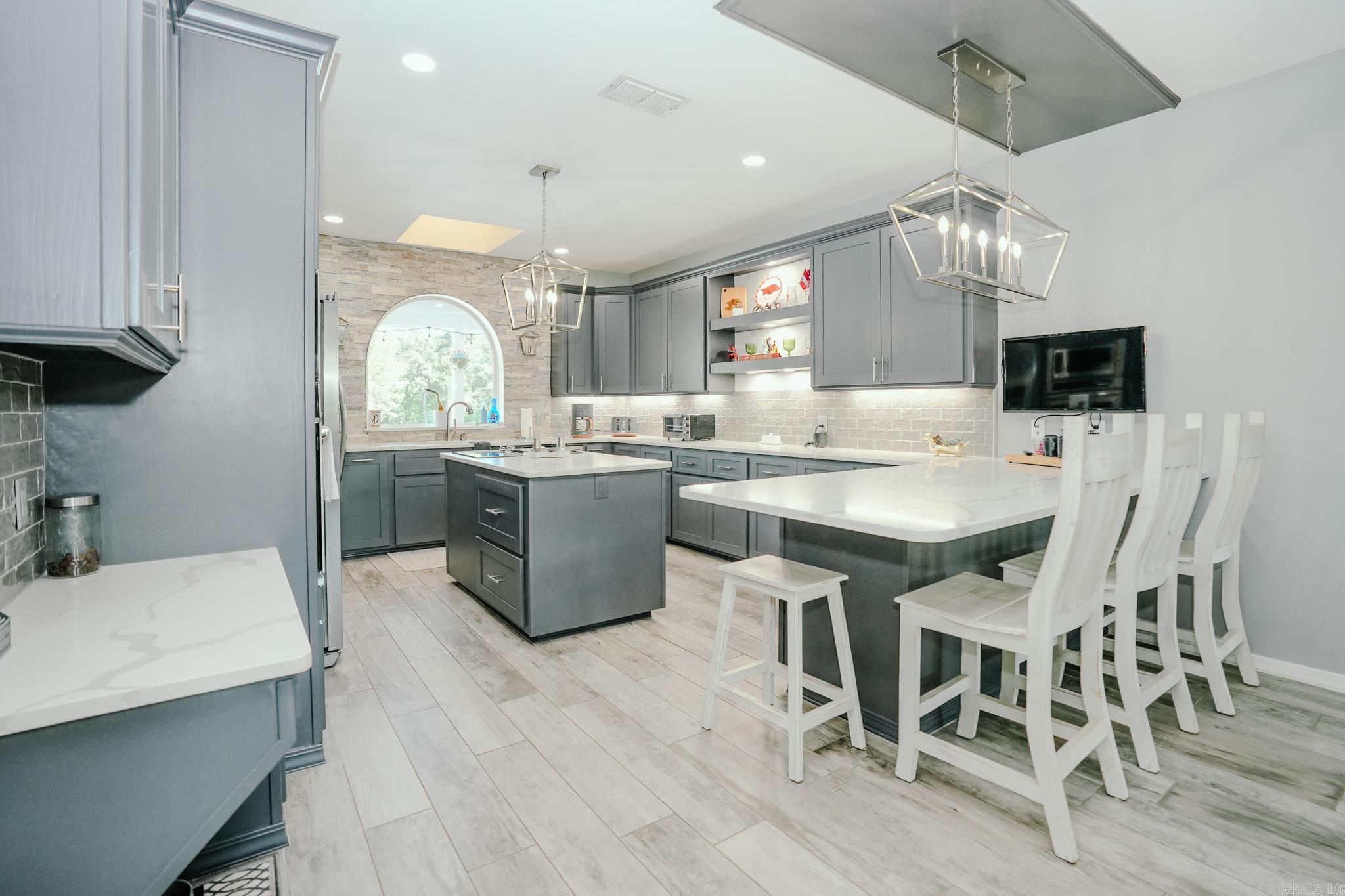 408 Autrey Lane  Maud, TX