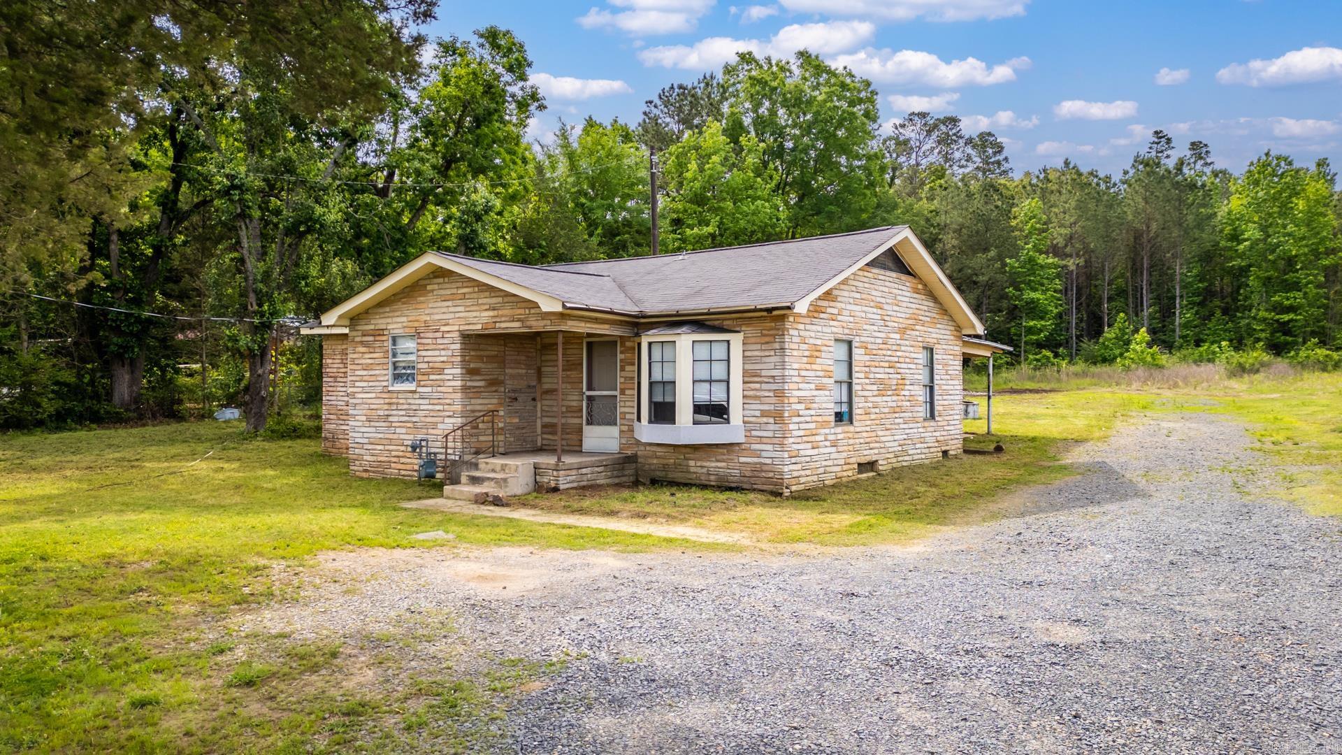 16818 MacArthur  North Little Rock, AR