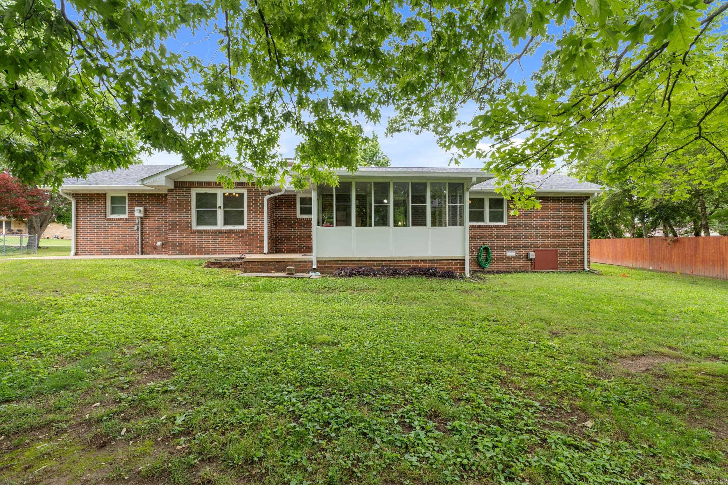 1919 Ivy Lane  Mountain Home, AR