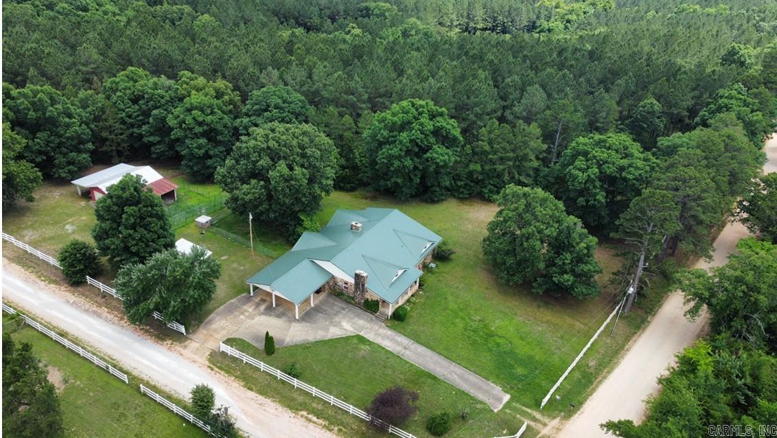 1162 Cove  Mountain View, AR