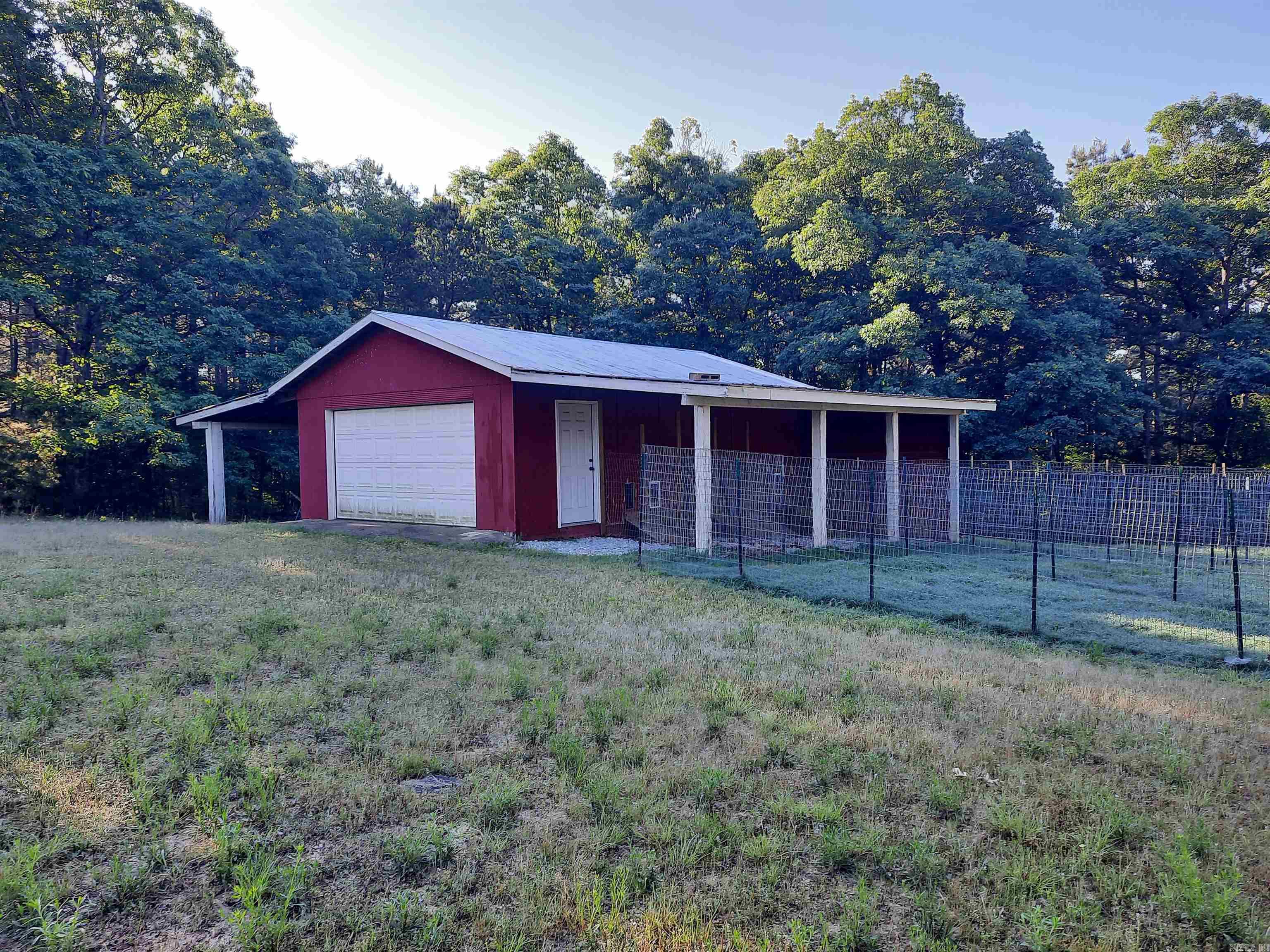 1162 Cove  Mountain View, AR