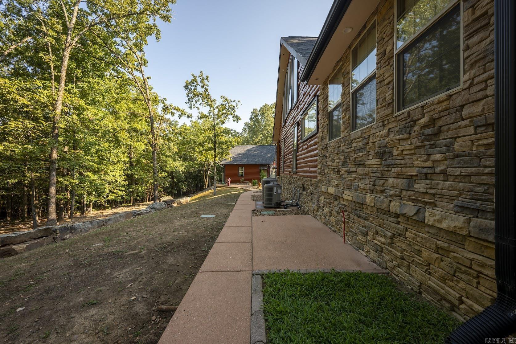 70 Crow Ln.  Sulphur Rock, AR
