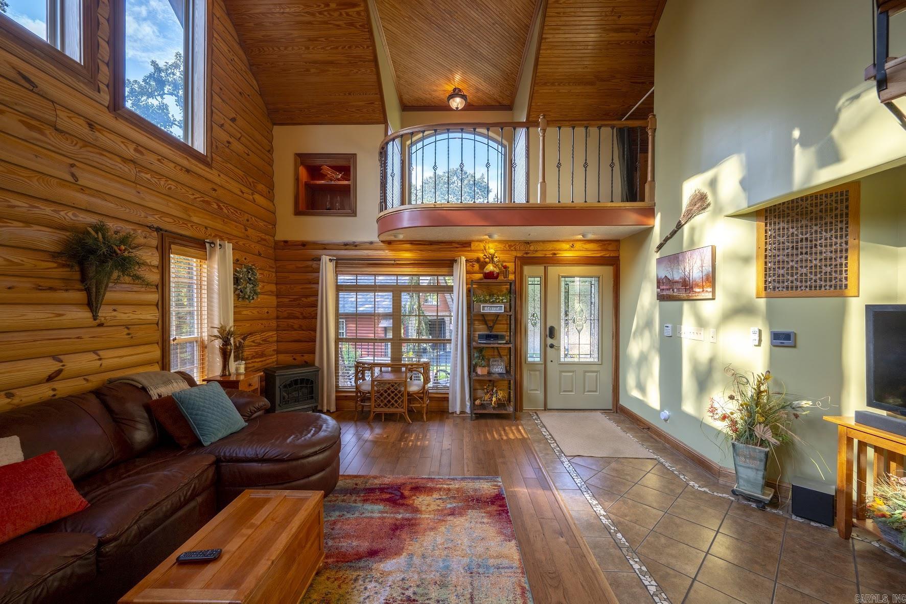 70 Crow Ln.  Sulphur Rock, AR