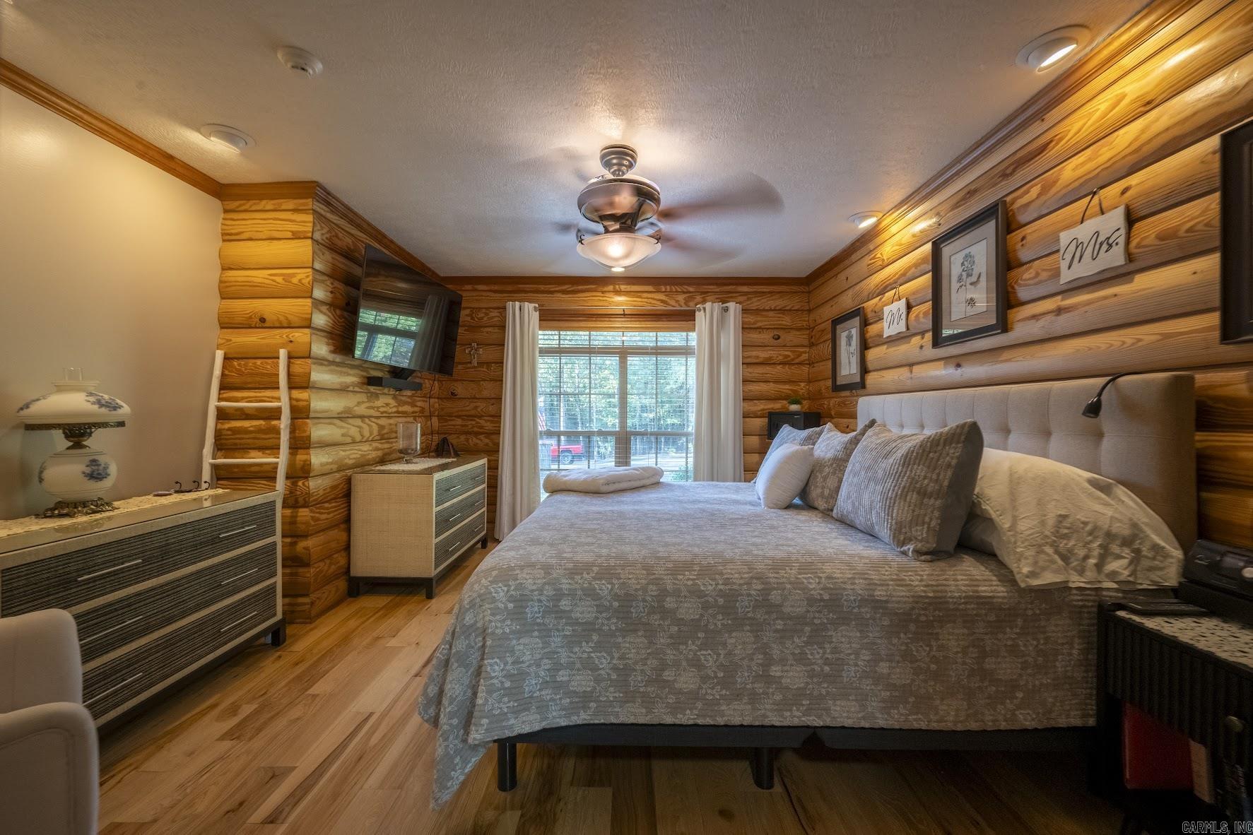 70 Crow Ln.  Sulphur Rock, AR