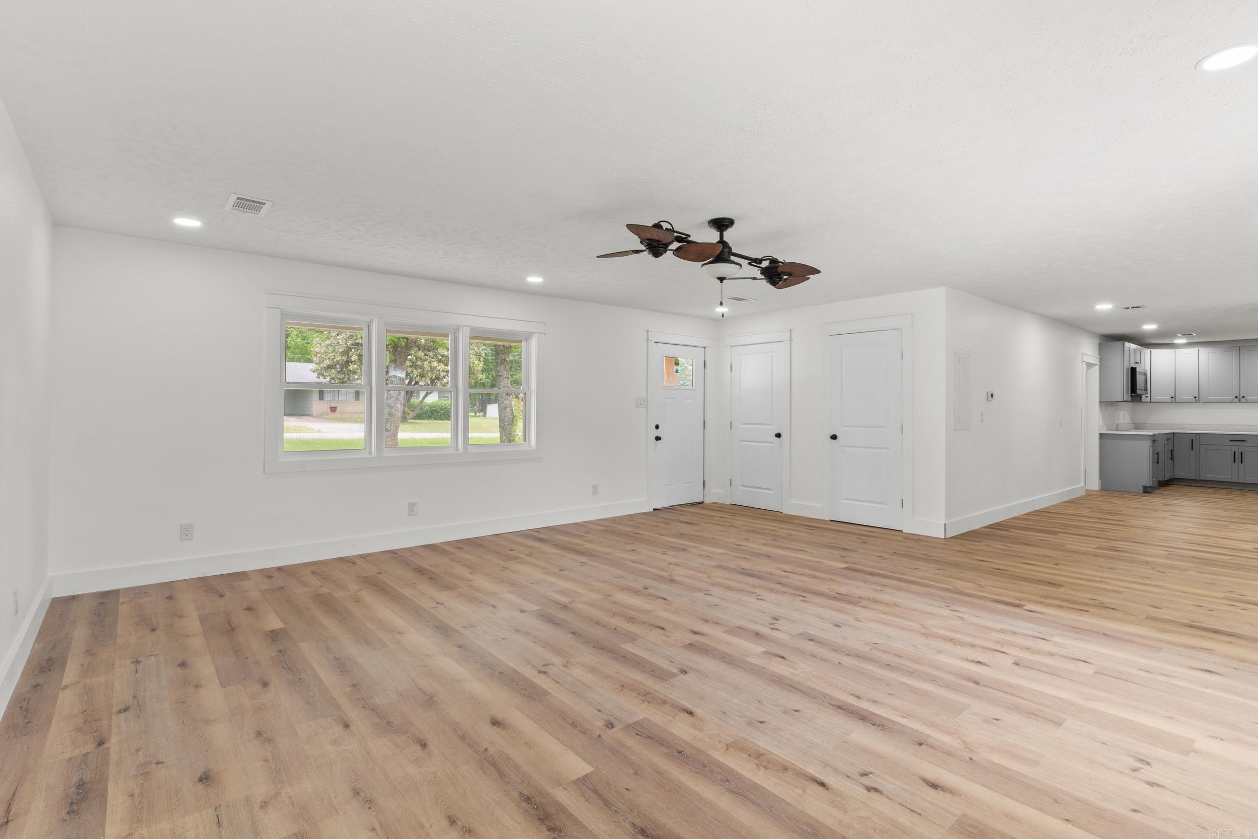 496 CR 27  Mountain Home, AR