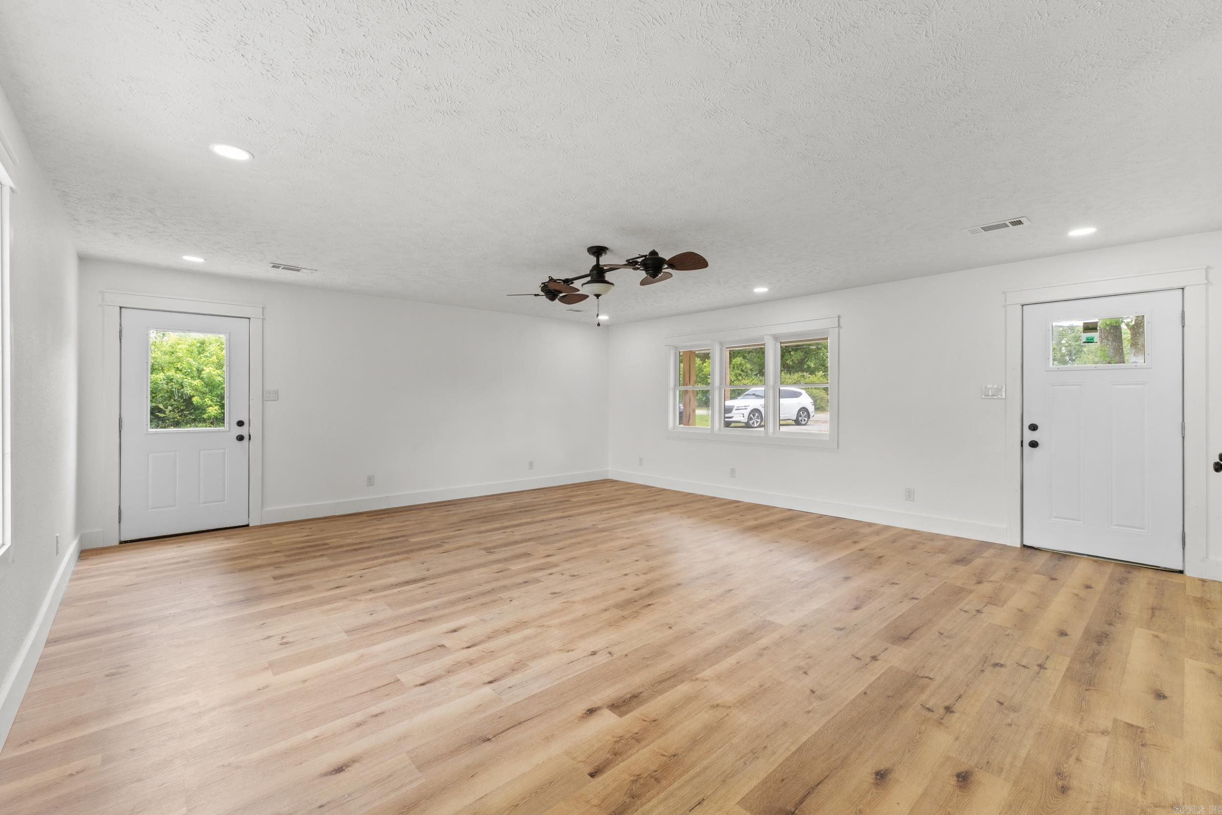 496 CR 27  Mountain Home, AR