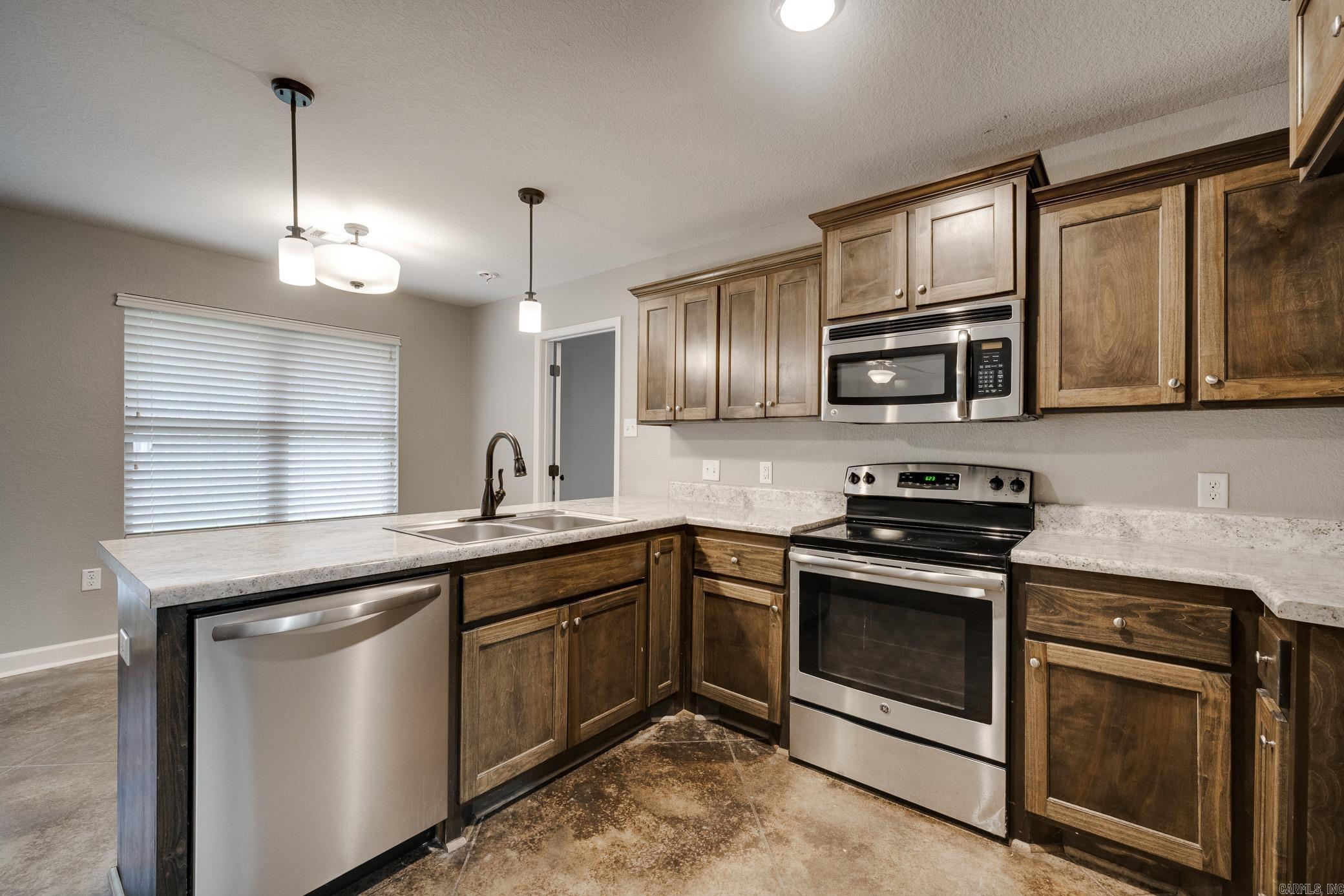 1365 Acuff  Conway, AR