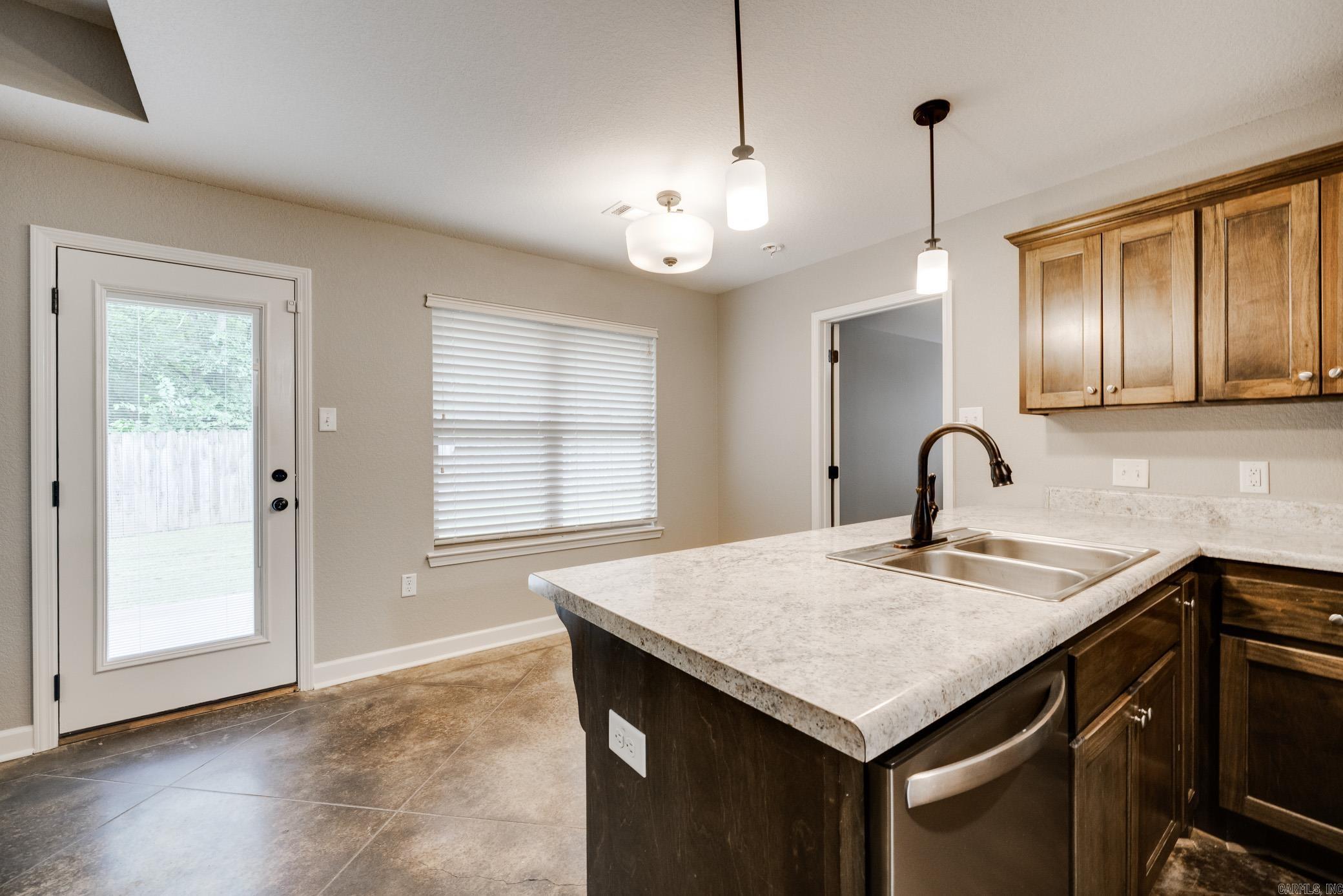 1365 Acuff  Conway, AR
