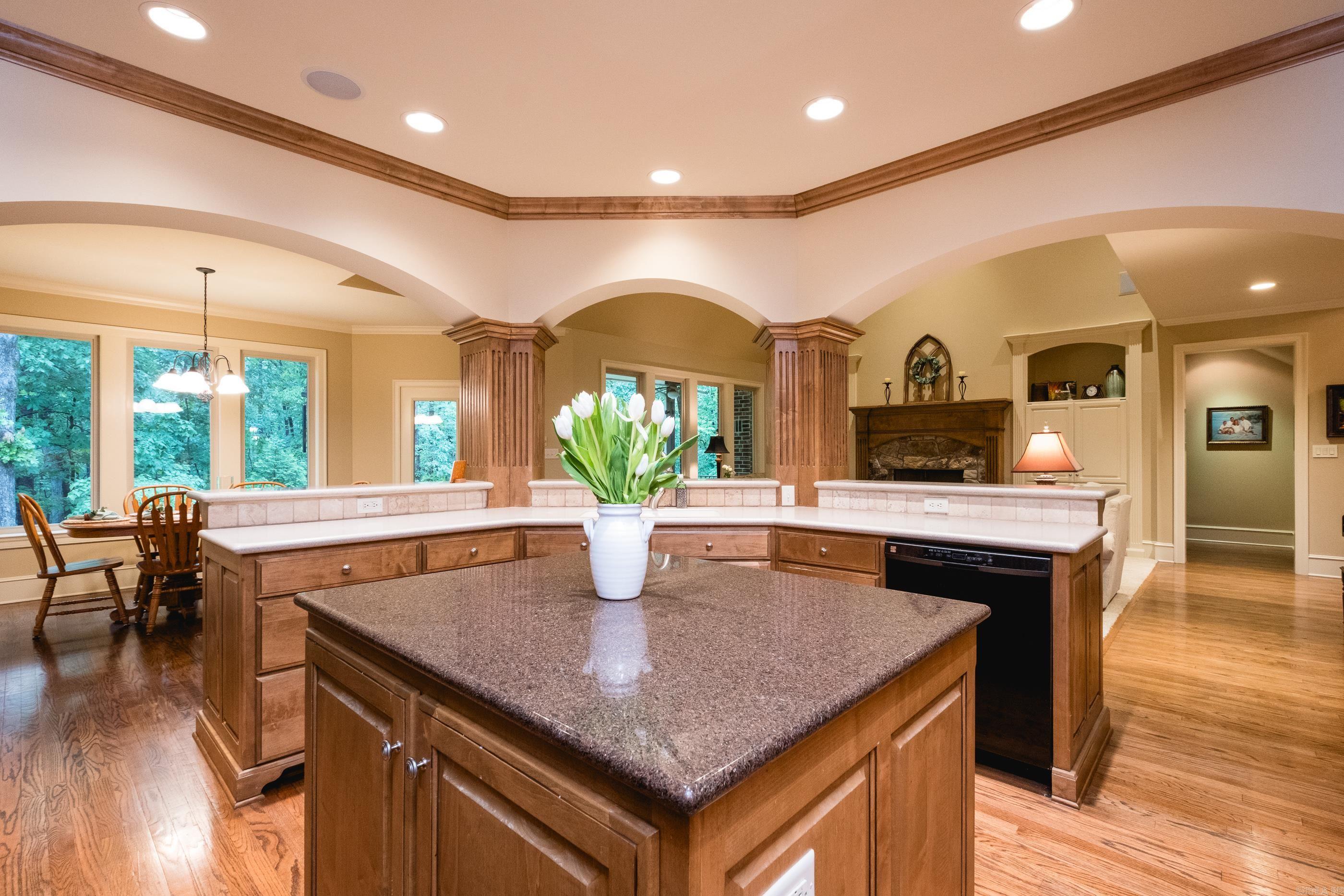 11 Wellington Parish  Little Rock, AR