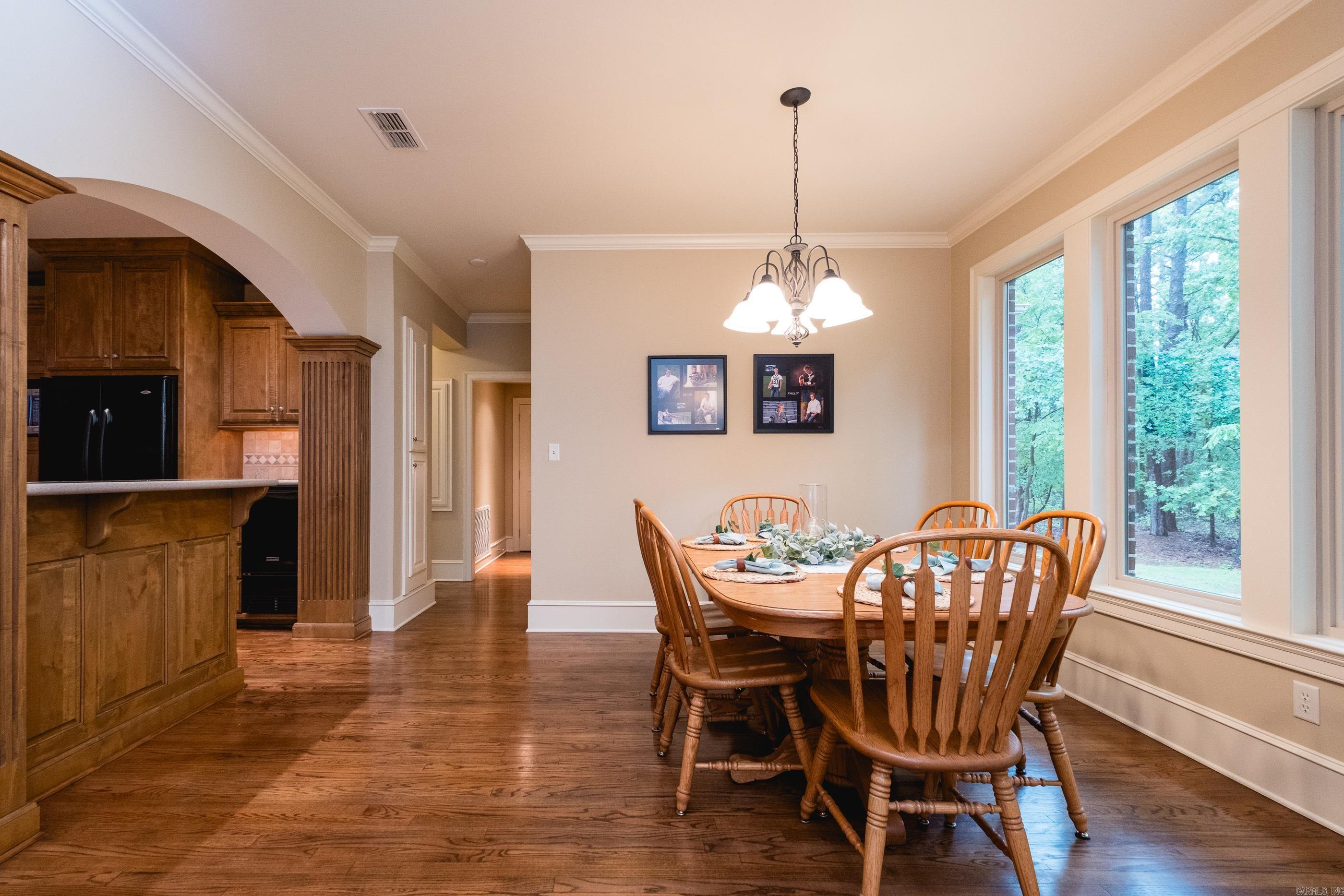 11 Wellington Parish  Little Rock, AR