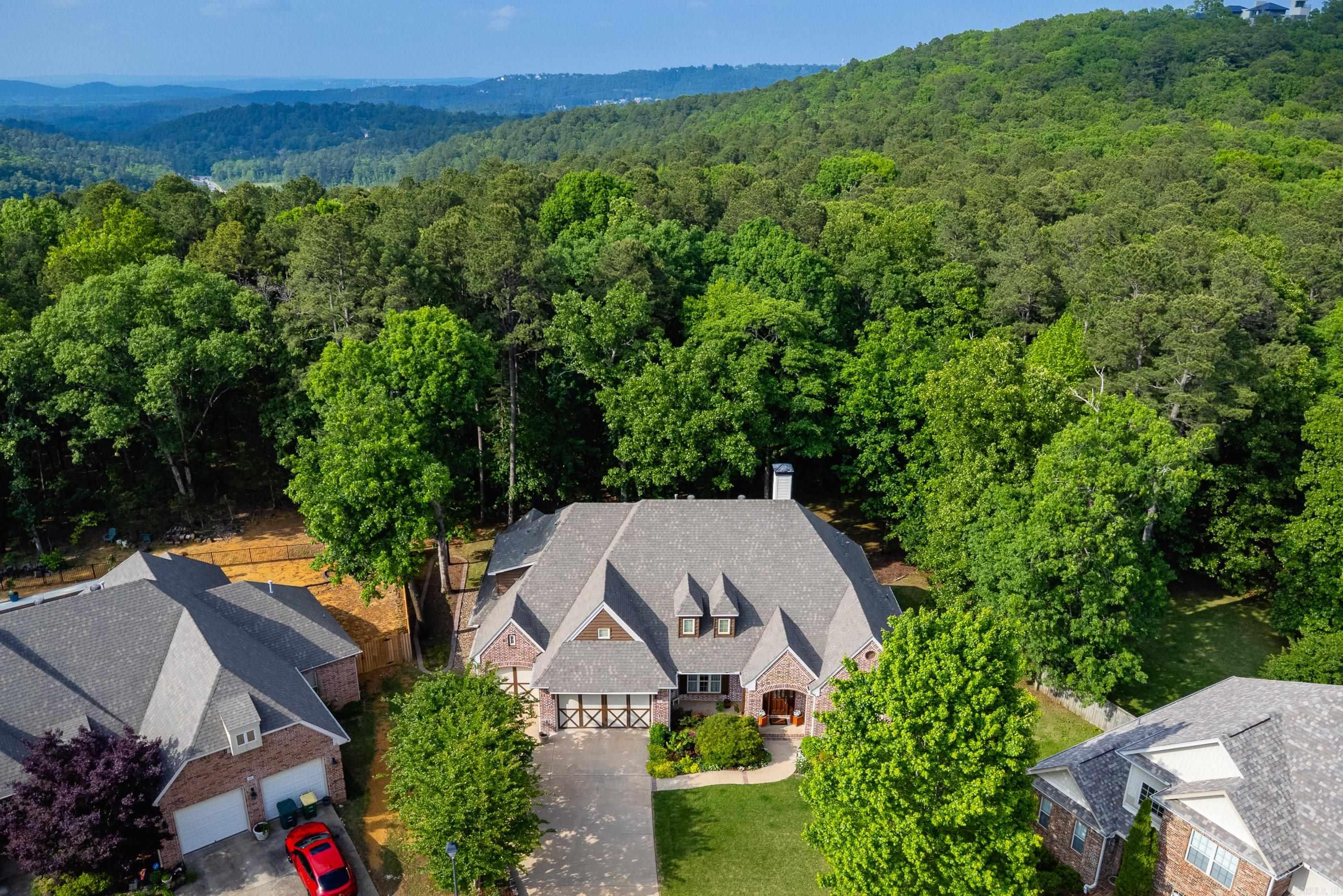 11 Wellington Parish  Little Rock, AR