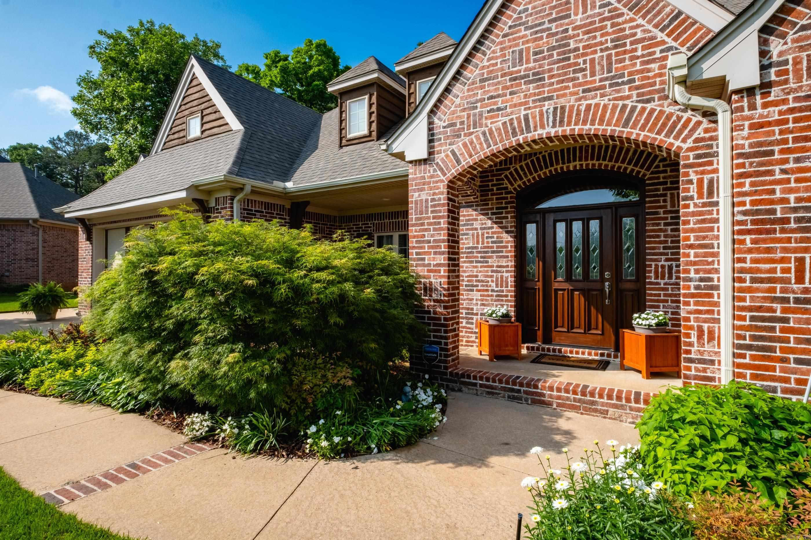 11 Wellington Parish  Little Rock, AR
