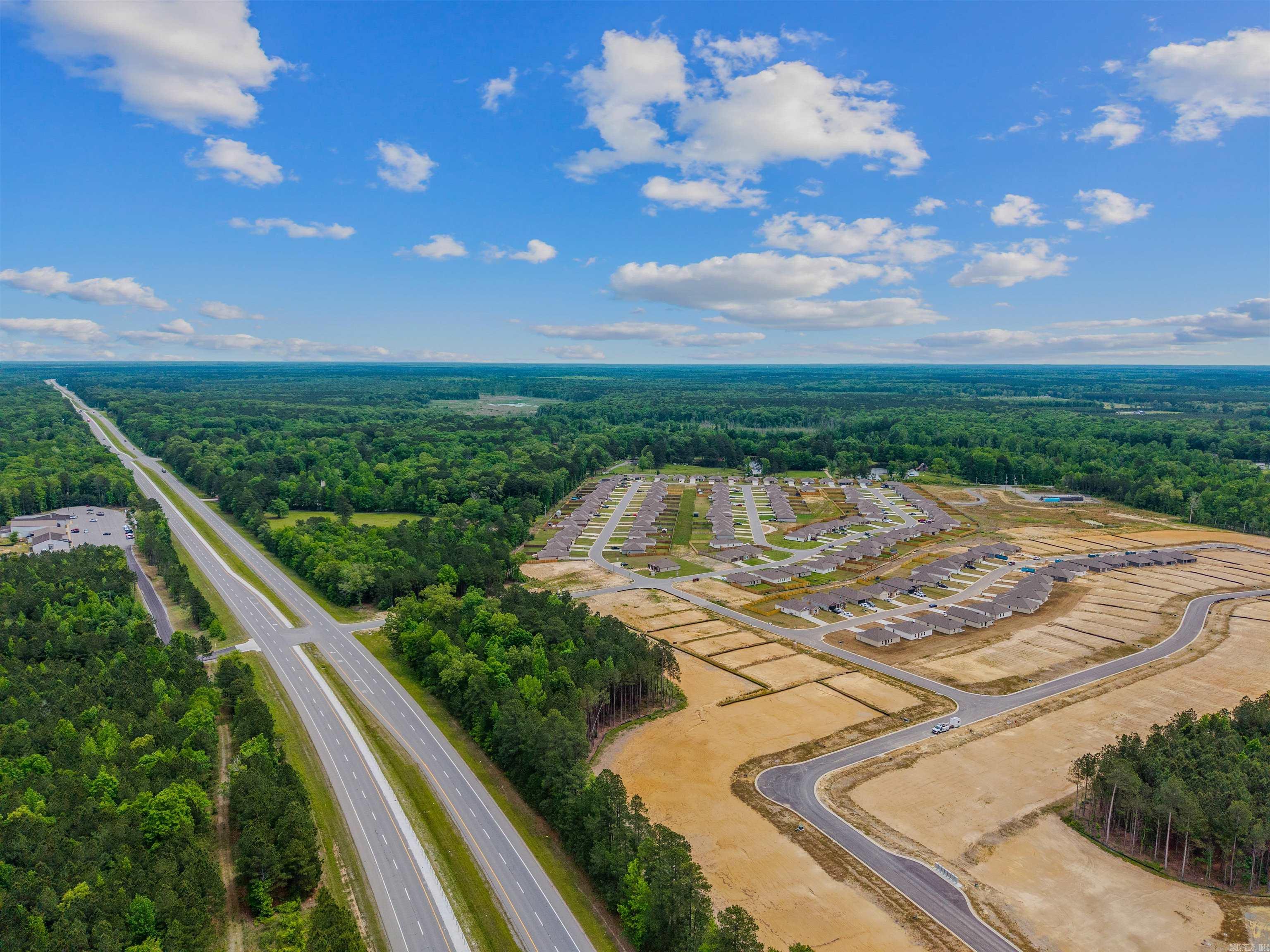11078 River Valley  Hensley, AR