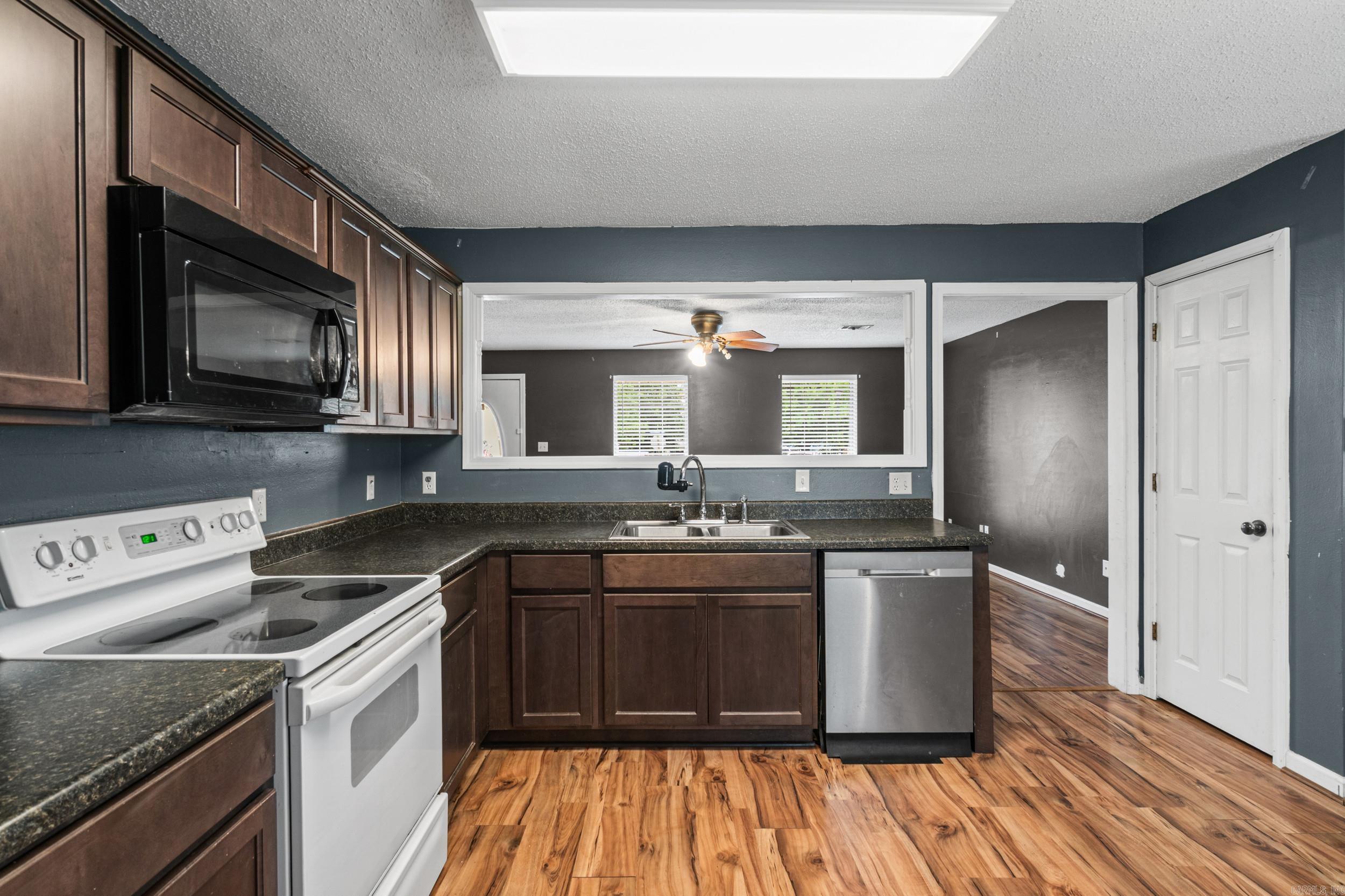31 Hartwell Circle Searcy, AR 72142