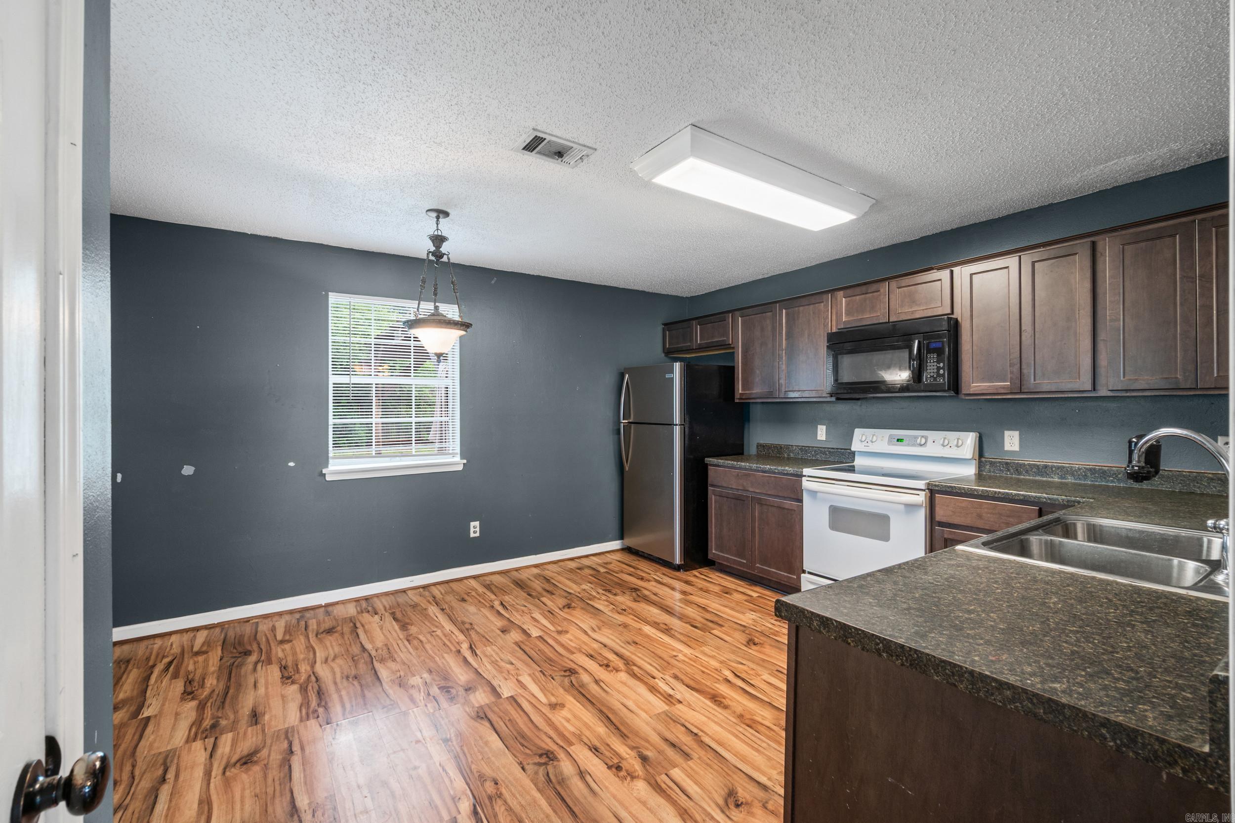 31 Hartwell Circle Searcy, AR 72142