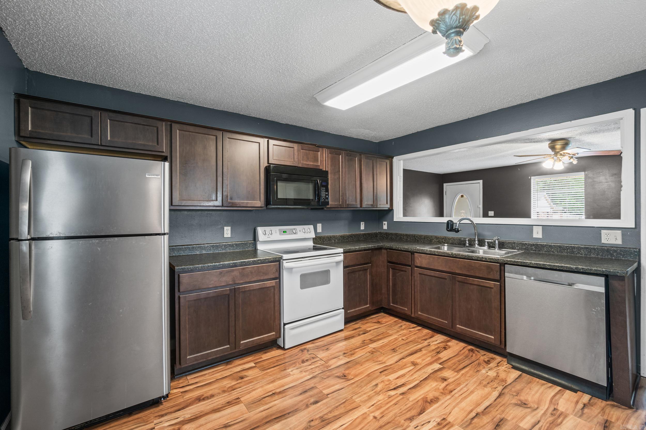 31 Hartwell Circle Searcy, AR 72142