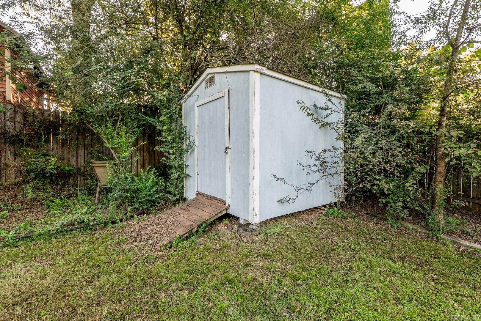 5515 F  Little Rock, AR