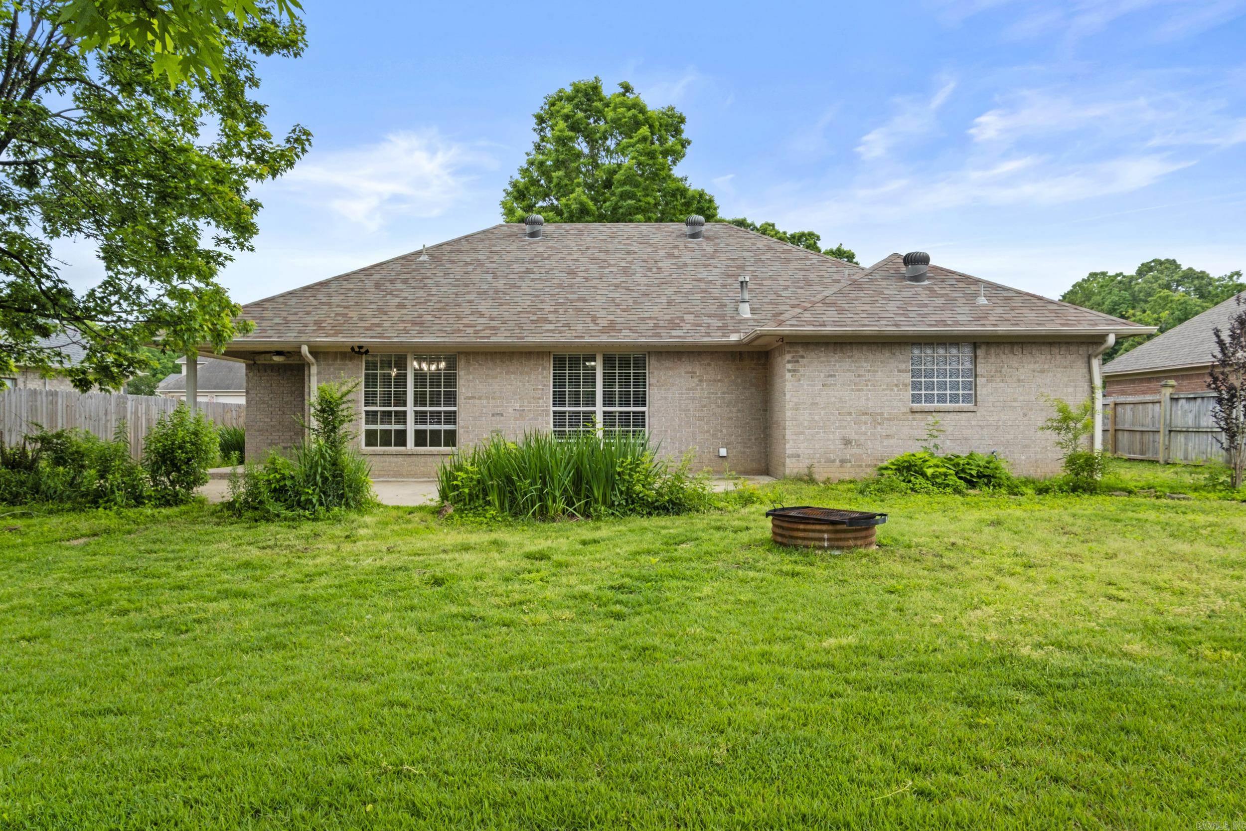 86 Magness Creek Drive  Cabot, AR