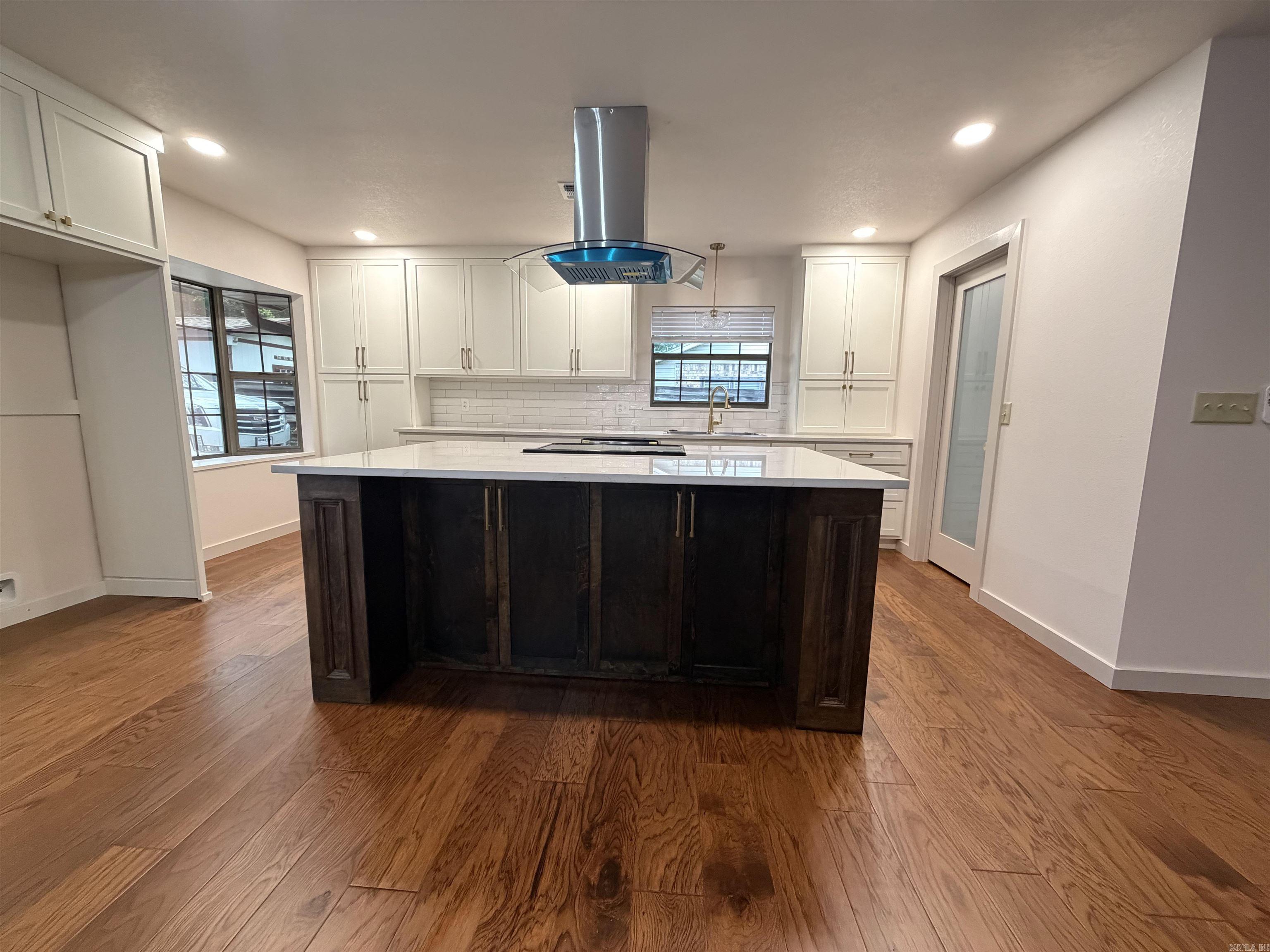 210 Gary Drive Mena, AR 71953
