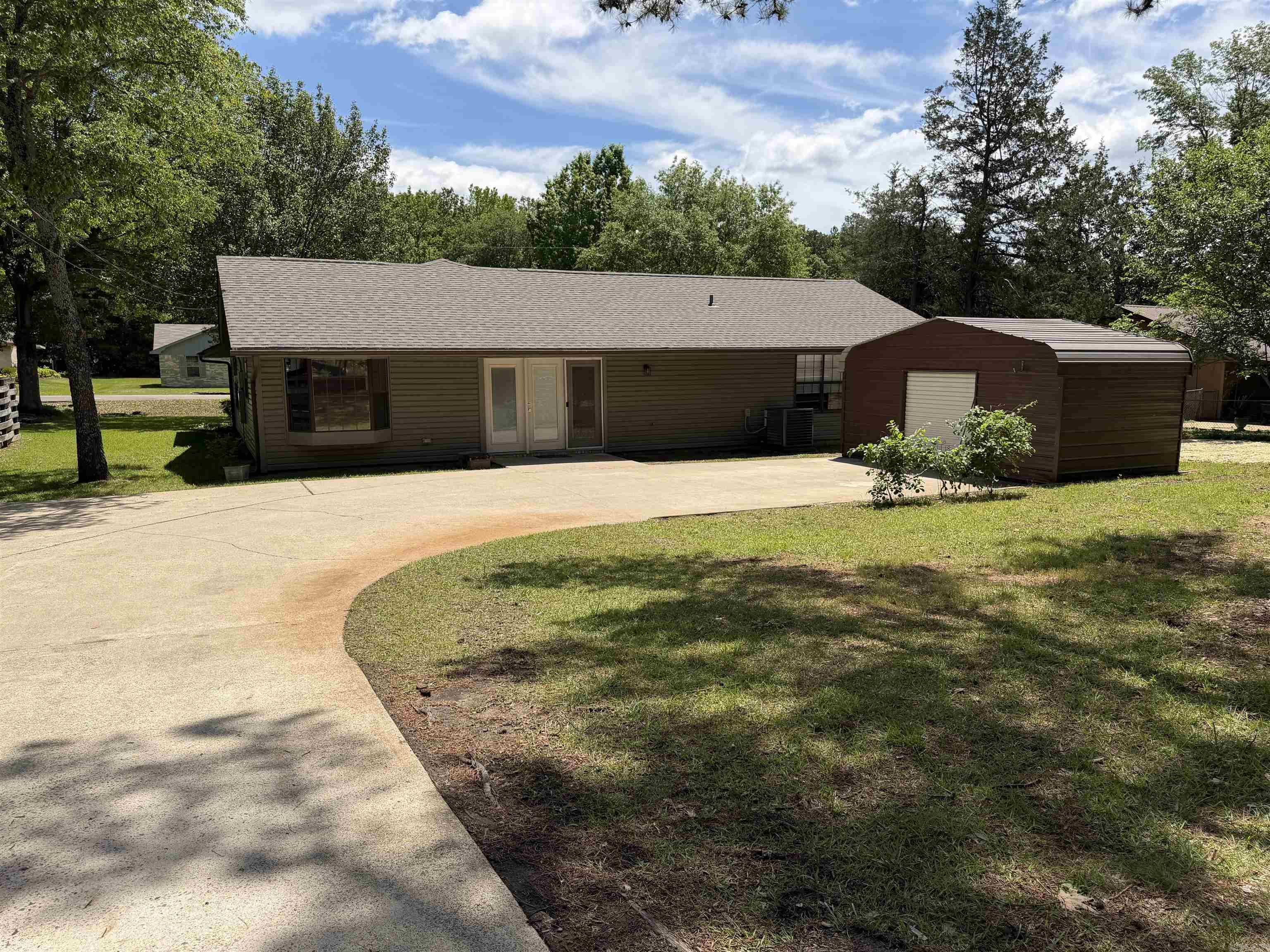 210 Gary Drive Mena, AR 71953