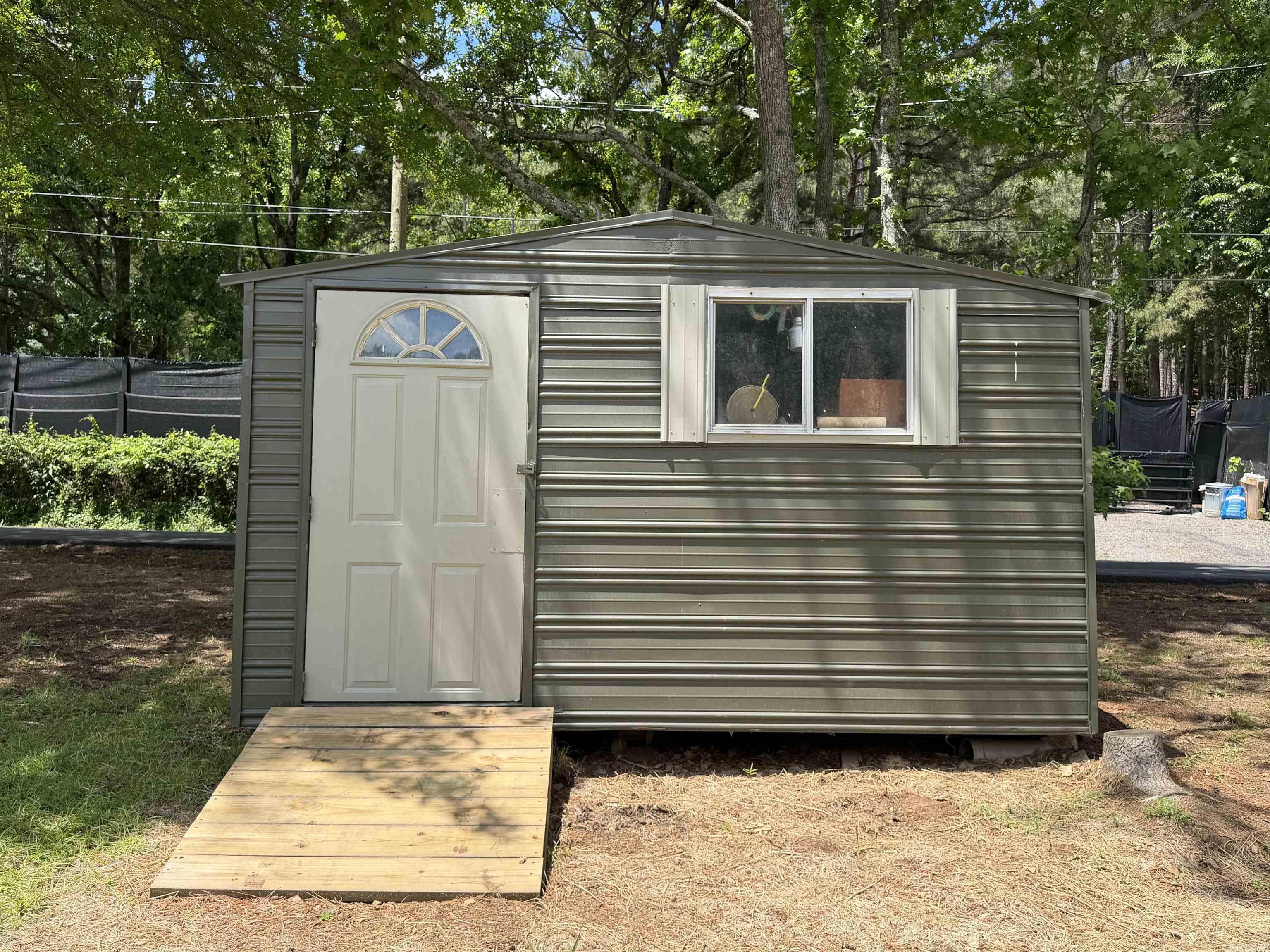 210 Gary Drive Mena, AR 71953