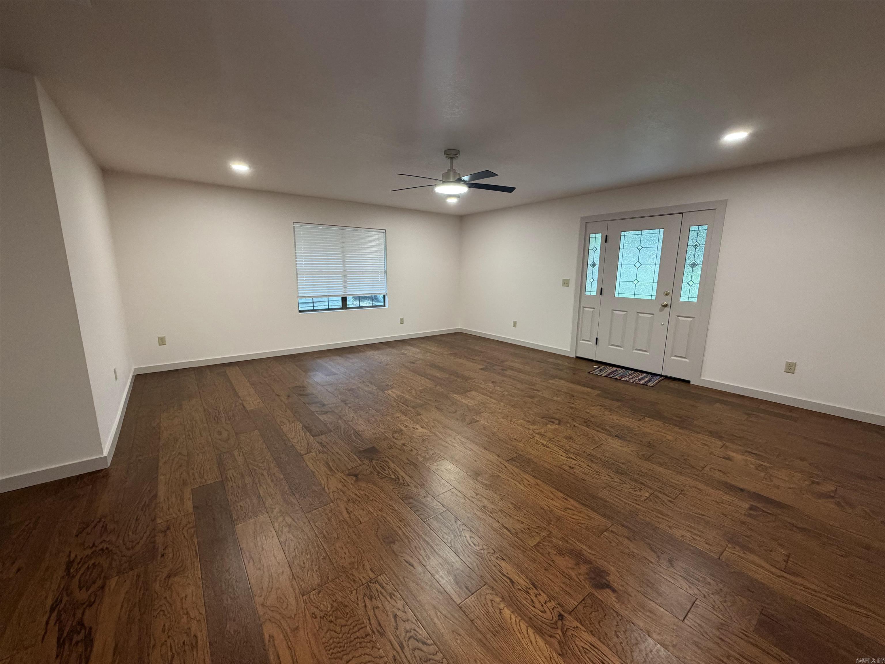 210 Gary Drive Mena, AR 71953